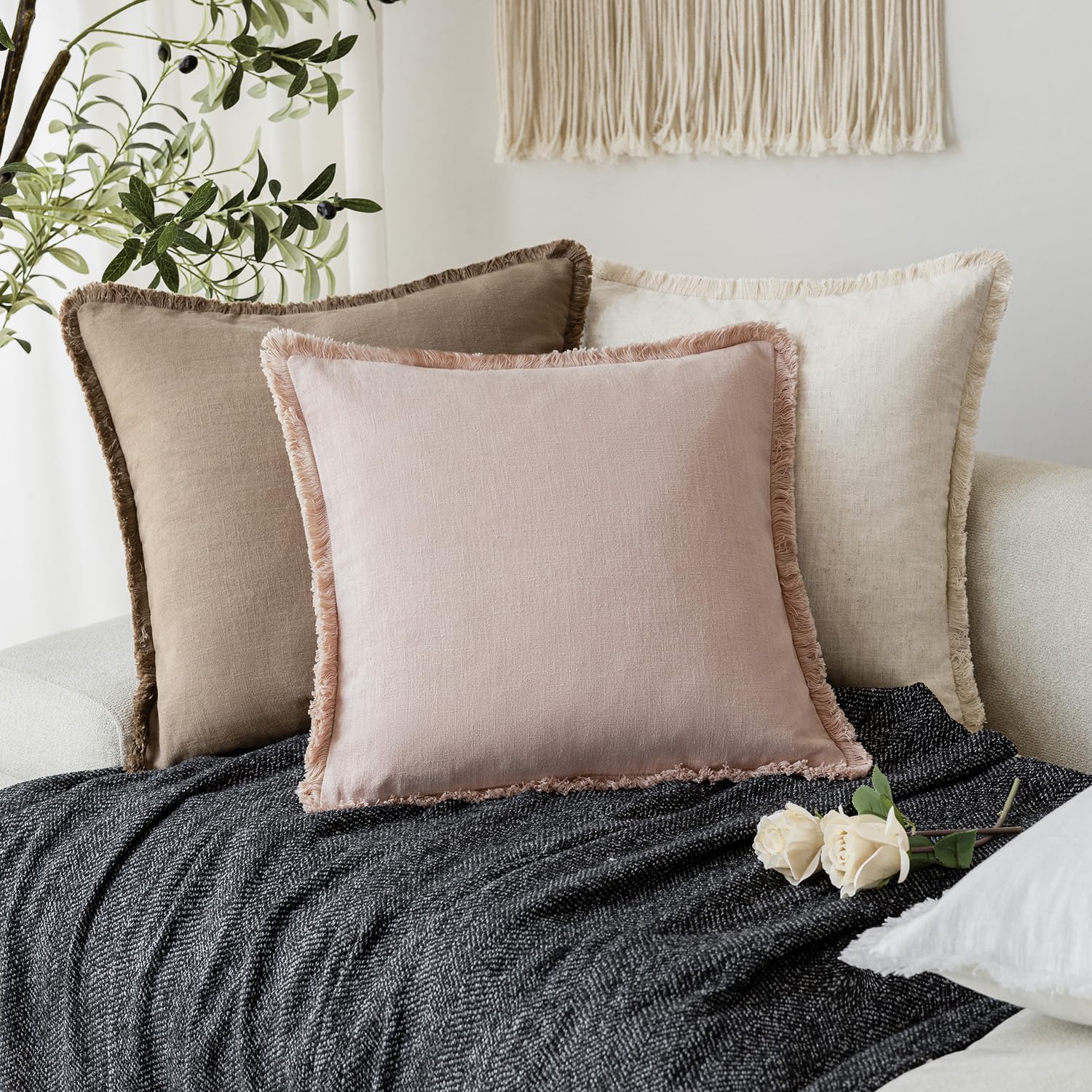 Foindtower Federa decorativa per cuscino con frange, in lino, accogliente, bohémien, con nappe, morbida, per sedia, divano, letto, soggiorno, decorazione per la casa, 66 x 66 cm, 1 pezzo, rosa chiaro