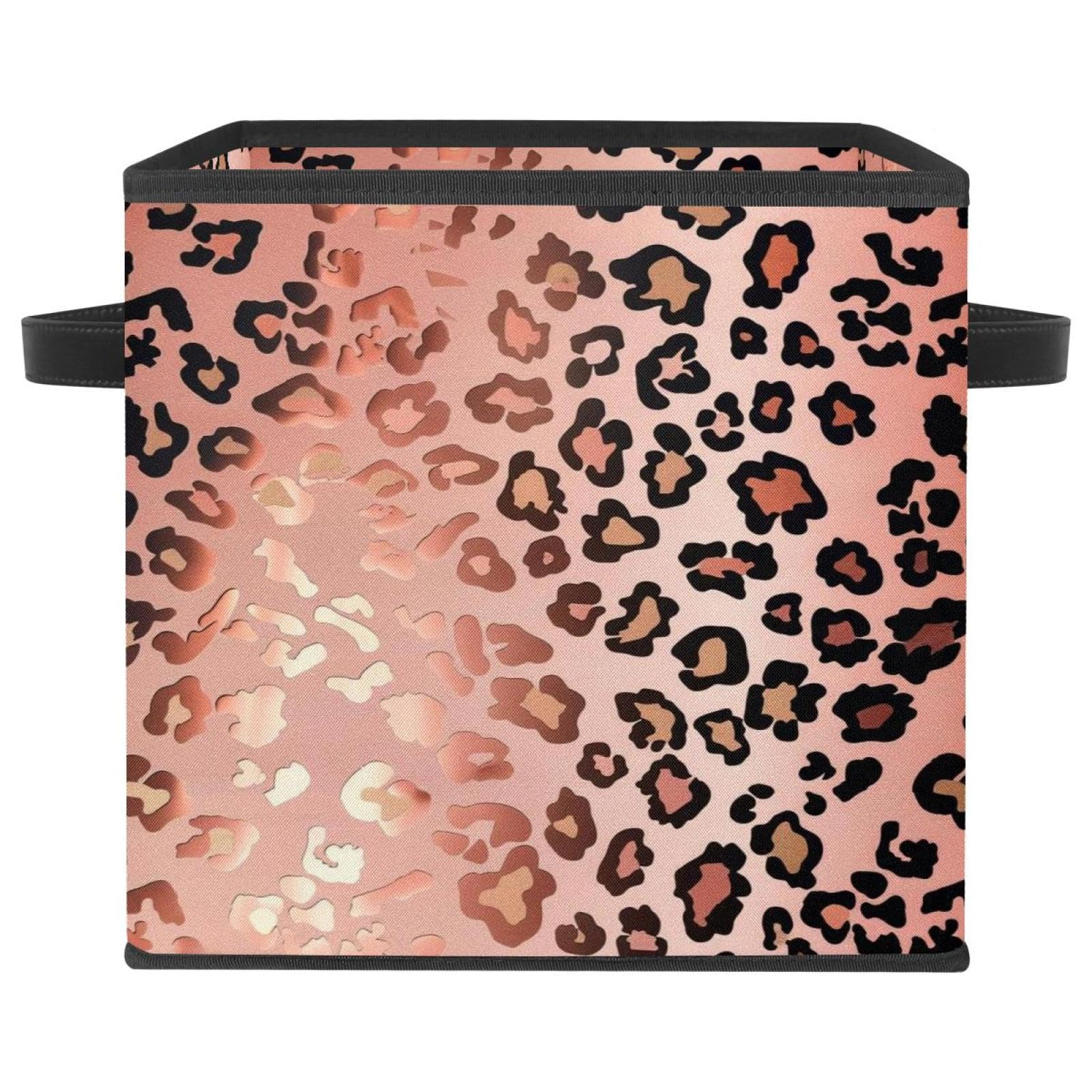 Ranger les vêtements facilement avec le cube pliable léopard or rose