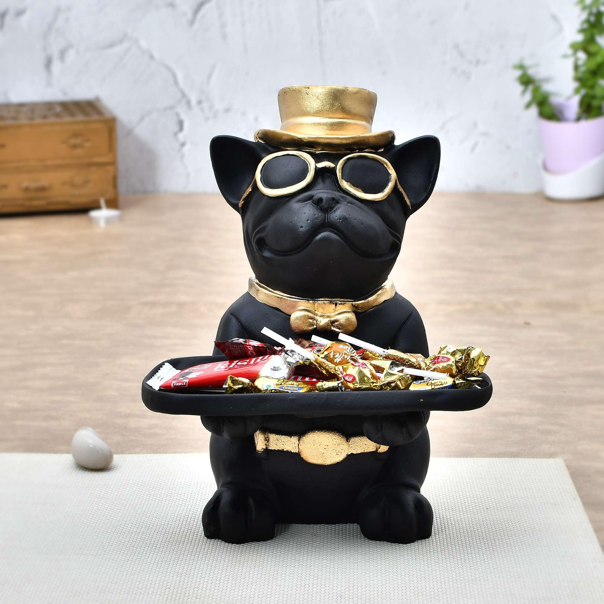 BOHO BAZAAR Tray Dog |Modern Decor Resin Bulldog Tray Statue |Tray Storage Key Holder Candy Jewelry Earrings Tray Suitable for Home Decor & office, Medium, showpiece-16