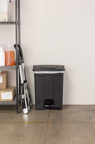 Miniatura 9 de Safco Products 9710BL - Receptáculo de residuos de plástico 4 galones color negro