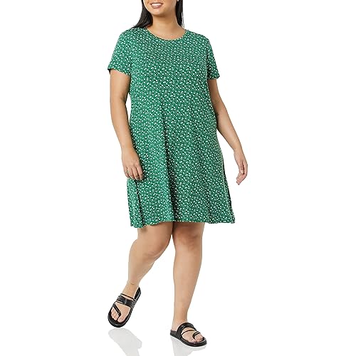 Amazon Essentials Women's Short-Sleeve Scoop Neck Swing Dress (Available in Plus Size)