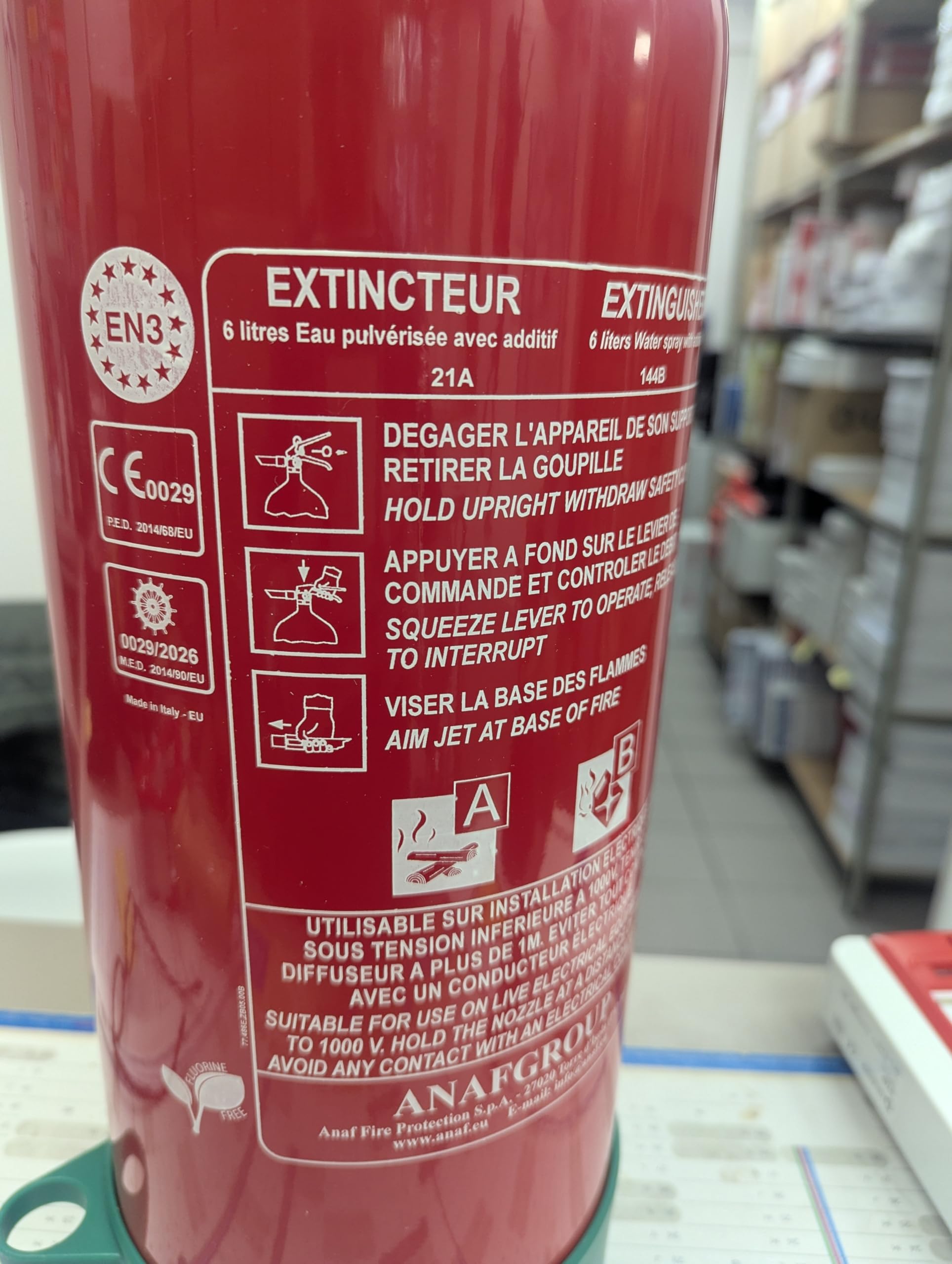 EXTINCTEUR 6 litres sans Fluor NF avec Support