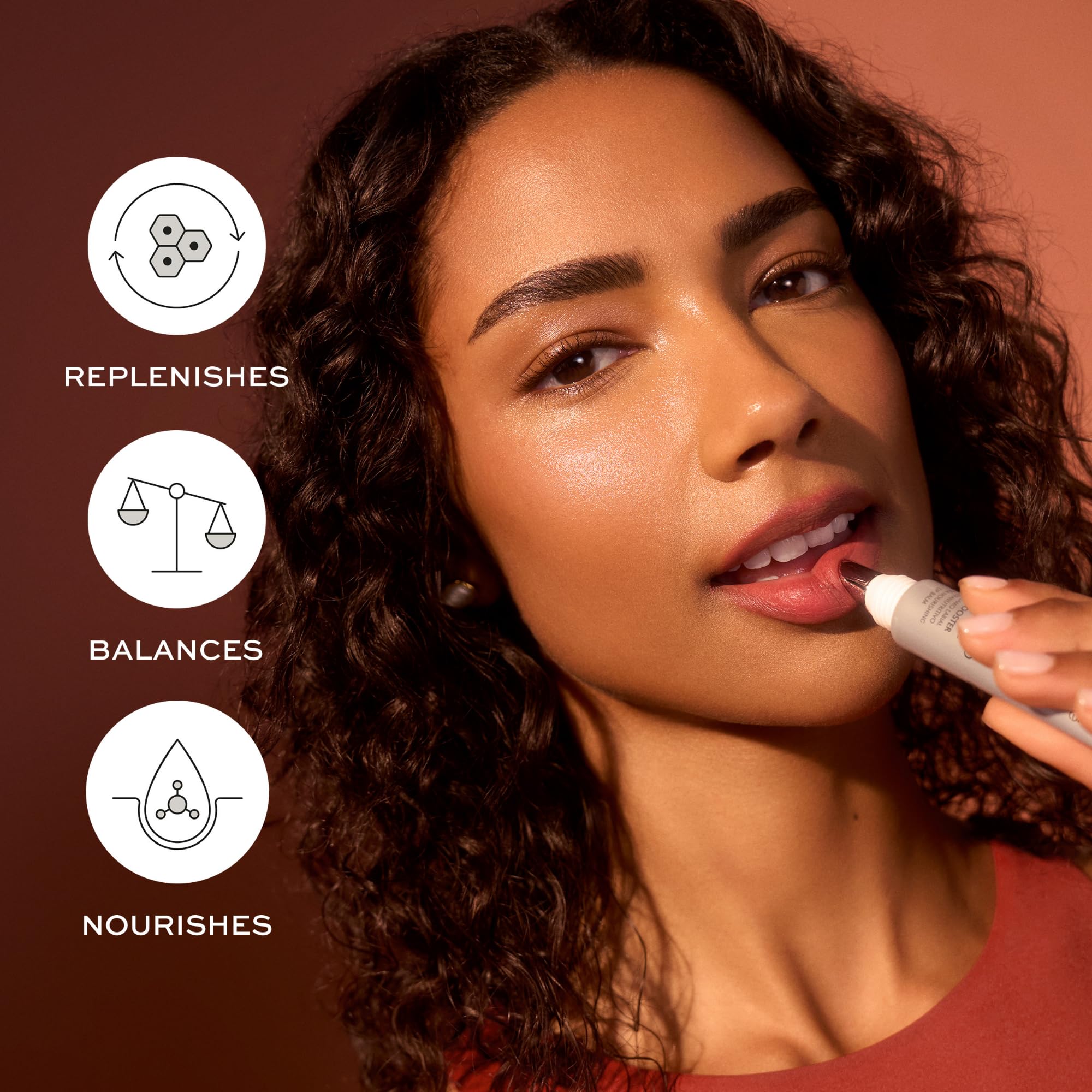 Natura Bissé Diamond Lip Booster | Feuchtigkeitsspendender und reparierender Lippenbalsam mit Volumeneffekt mit Omega 5, Kurkumaöl, Capsaicin und Vitaminen E und F | 15 ml | Glättet, spendet Feuchtigkeit und füllt sie auf – liefert sofortiges Volumen mit