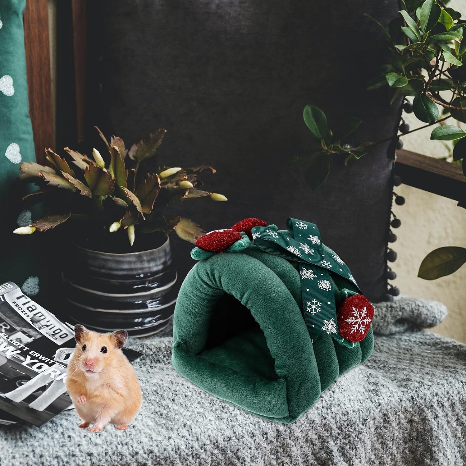 POPETPOP Hamster Warm House Small Animal Sleeping Nest Cotton Bed S Size 11×9×8cm Pine Green Comfortable Pet Sleeping Hideout for Winter Style