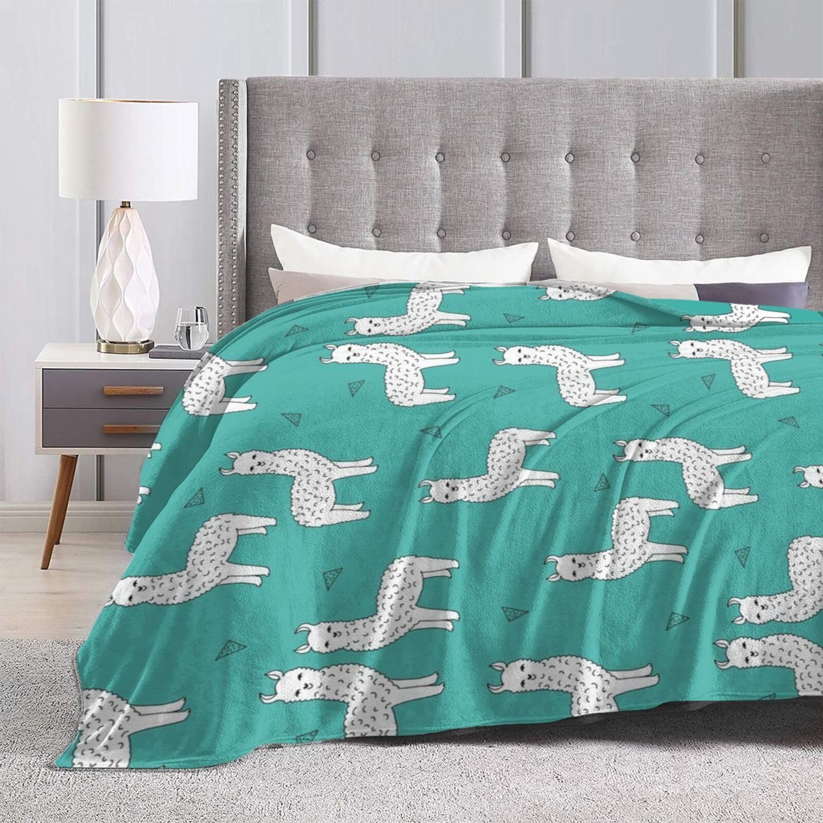 Amazon｜ホワイトアルパカ柄 毛布 フランネル ブランケット おしゃれ