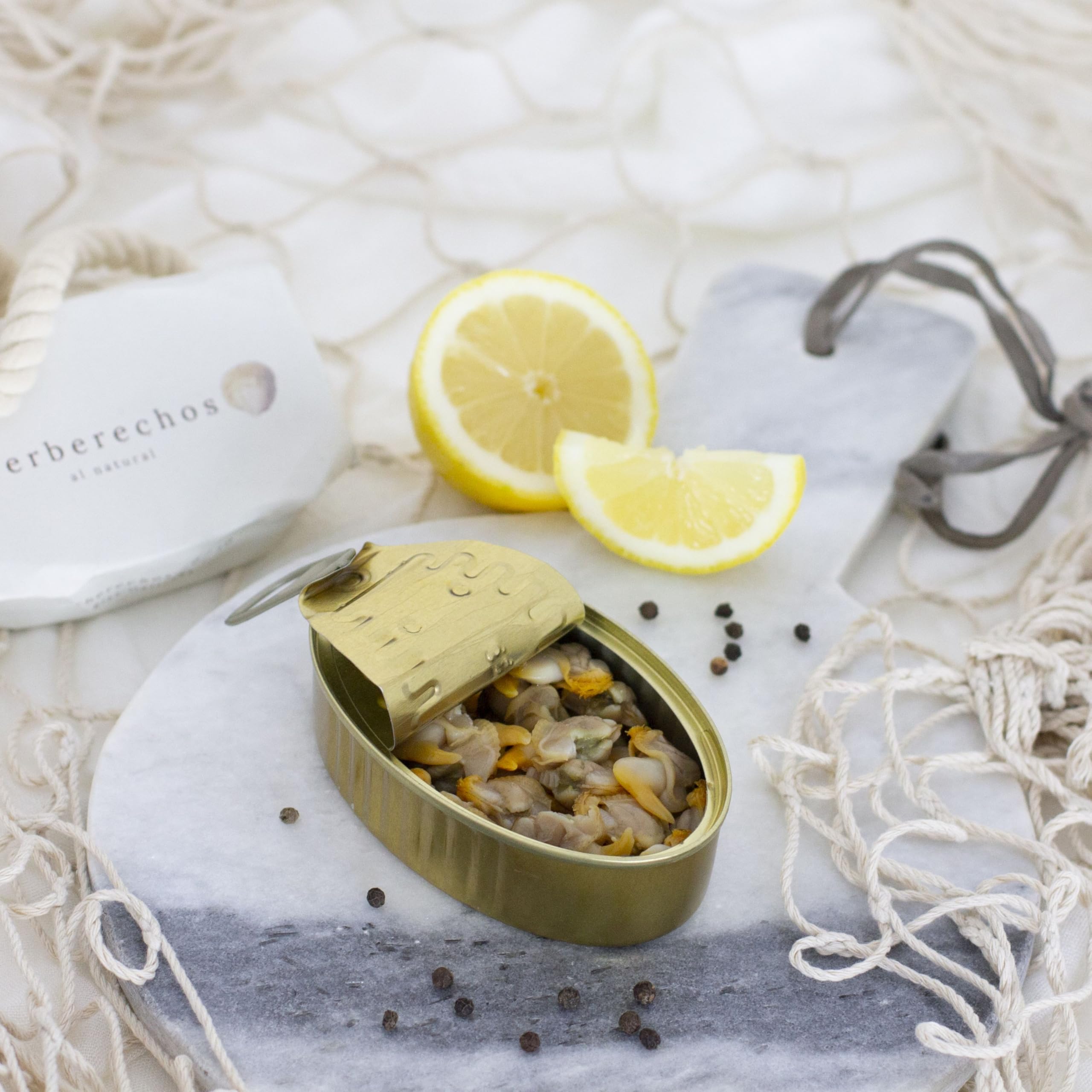 MARISKITO | Paket La Mar de Disfrutón - 6 Gourmetkonserven - Dosen mit Galicischen Konserven - Geschenkkorb - Delikatessen-Produktset