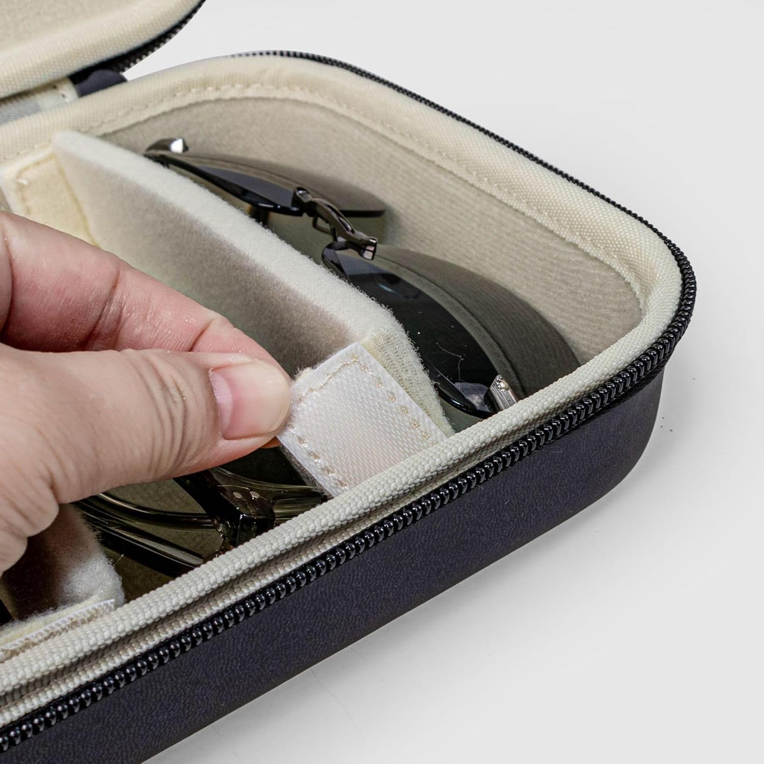 Hard Shell Travel Sunglasses Organizer 4 Slots, Portable Multiple Glasses Case for Travelling(Case Only) - Image 3