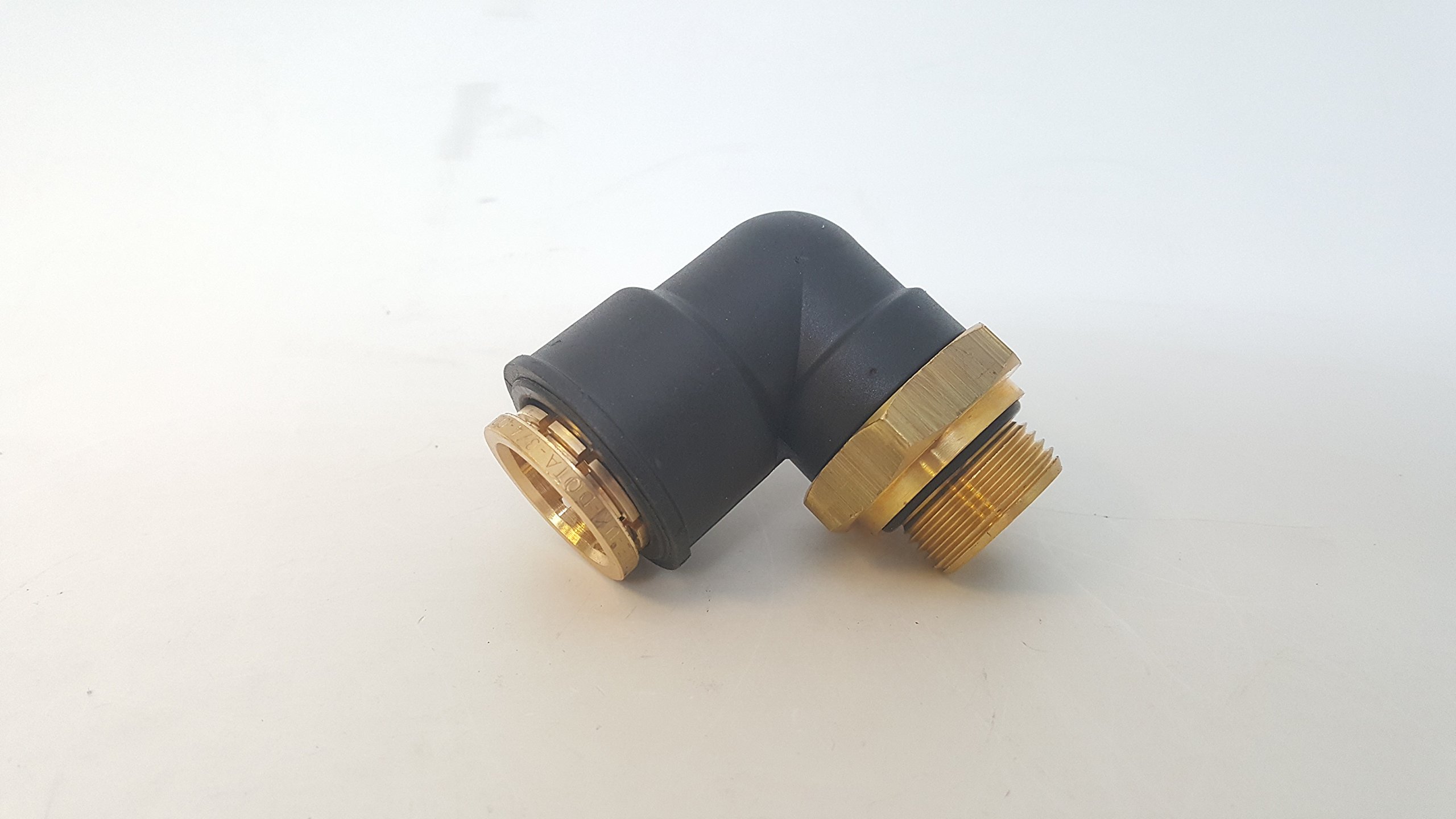 Amazon.com: Volvo Elbow Nipple 20999388 : Automotive 