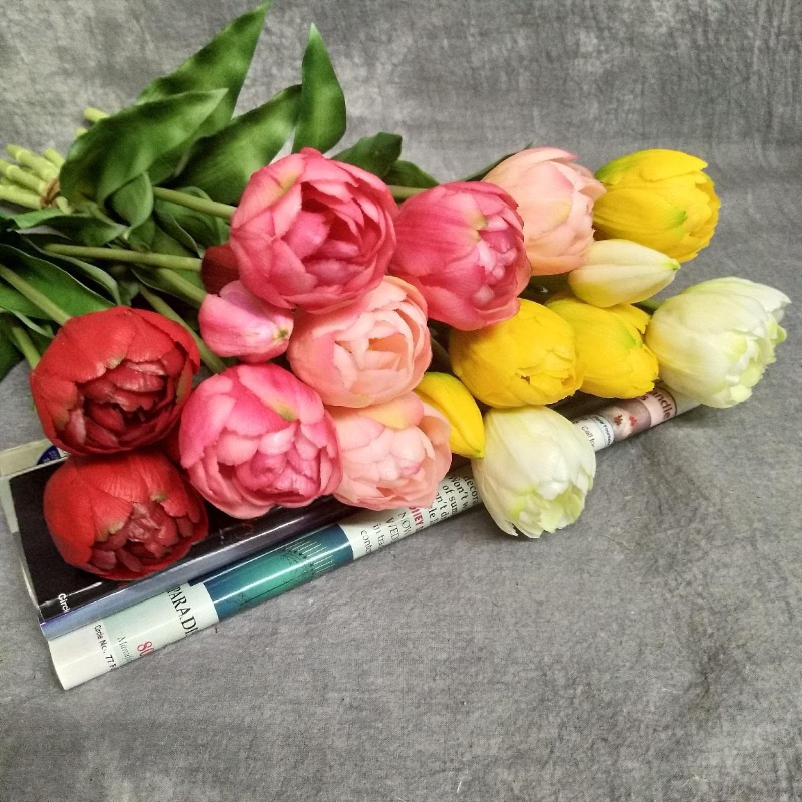 Awtlife Lot De 24 Fausses Tulipes Artificielles En Latex Au Toucher Réel Pour Bouquets à Faire Soi-même, Fête De Mariage, Fête Prénatale, Décoration De La Maison Blanc