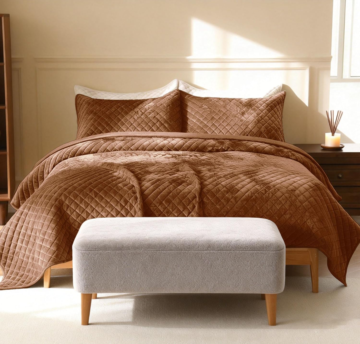 3-Piece Velvet Quilt Set King Size 98"x106" Comforter Quilted Bedspread Soft Bed Blanket Luxury Bedding with 2 Pillow Shams 20''x36'' for All-Season,Caramel