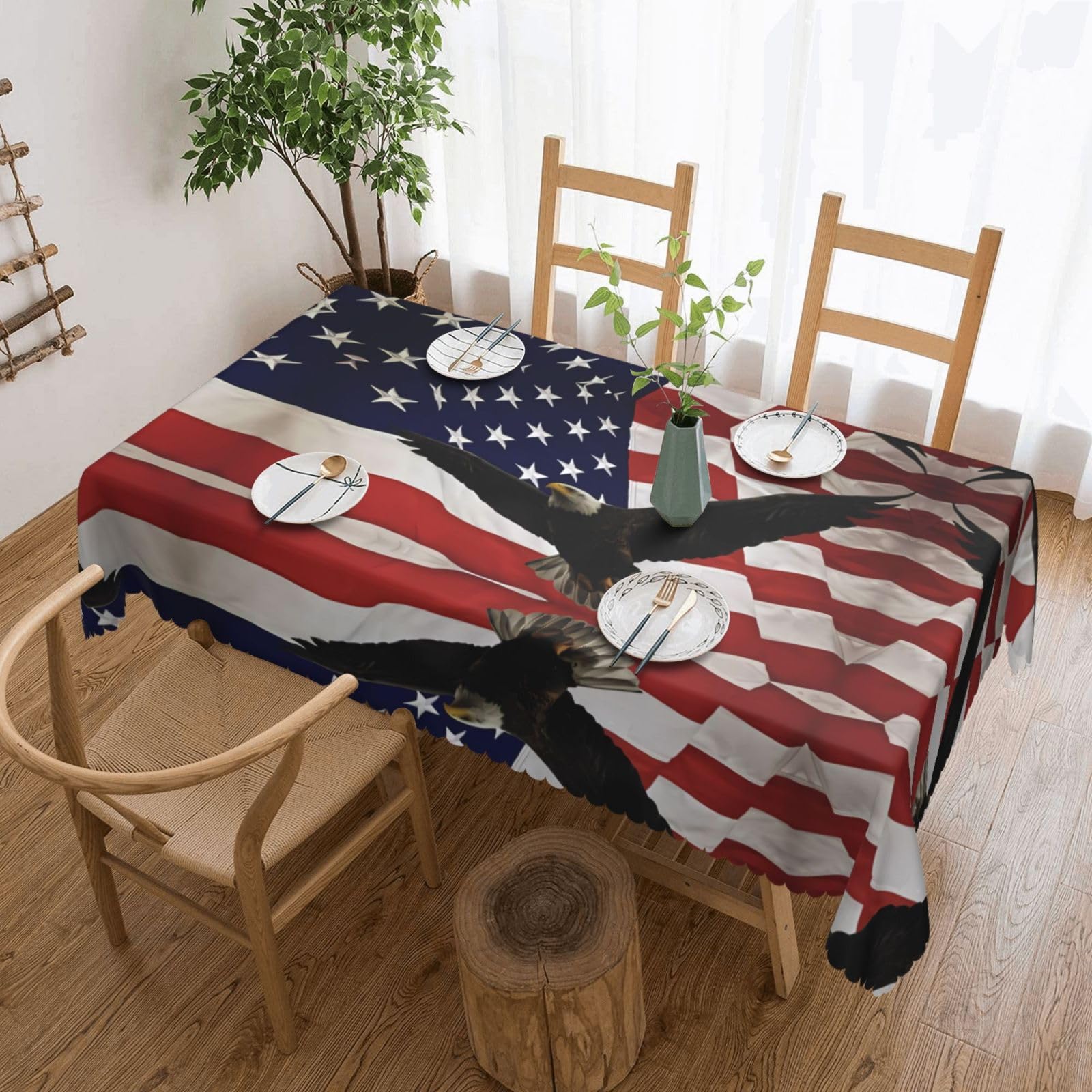 HLSBSSL American Flag Fly Eagle Patterned square lace tablecloth, wrinkle-resistant and durable, suitable for dining tables, parties, etc.