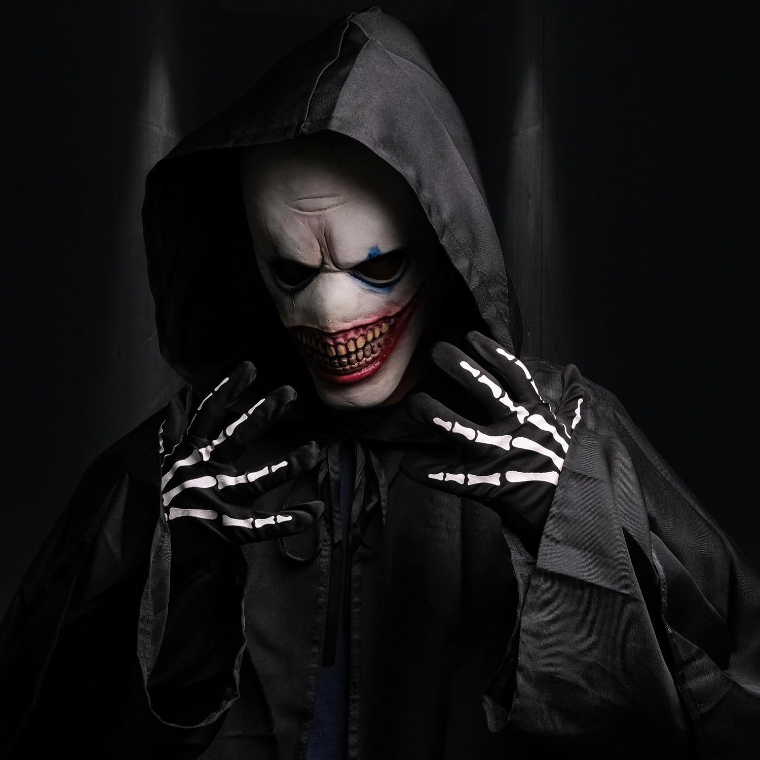 Noseless smiling demon clown halloween mask,Creepy Latex realistic scary mask Monster Leatherface horror ghost mask costume prop