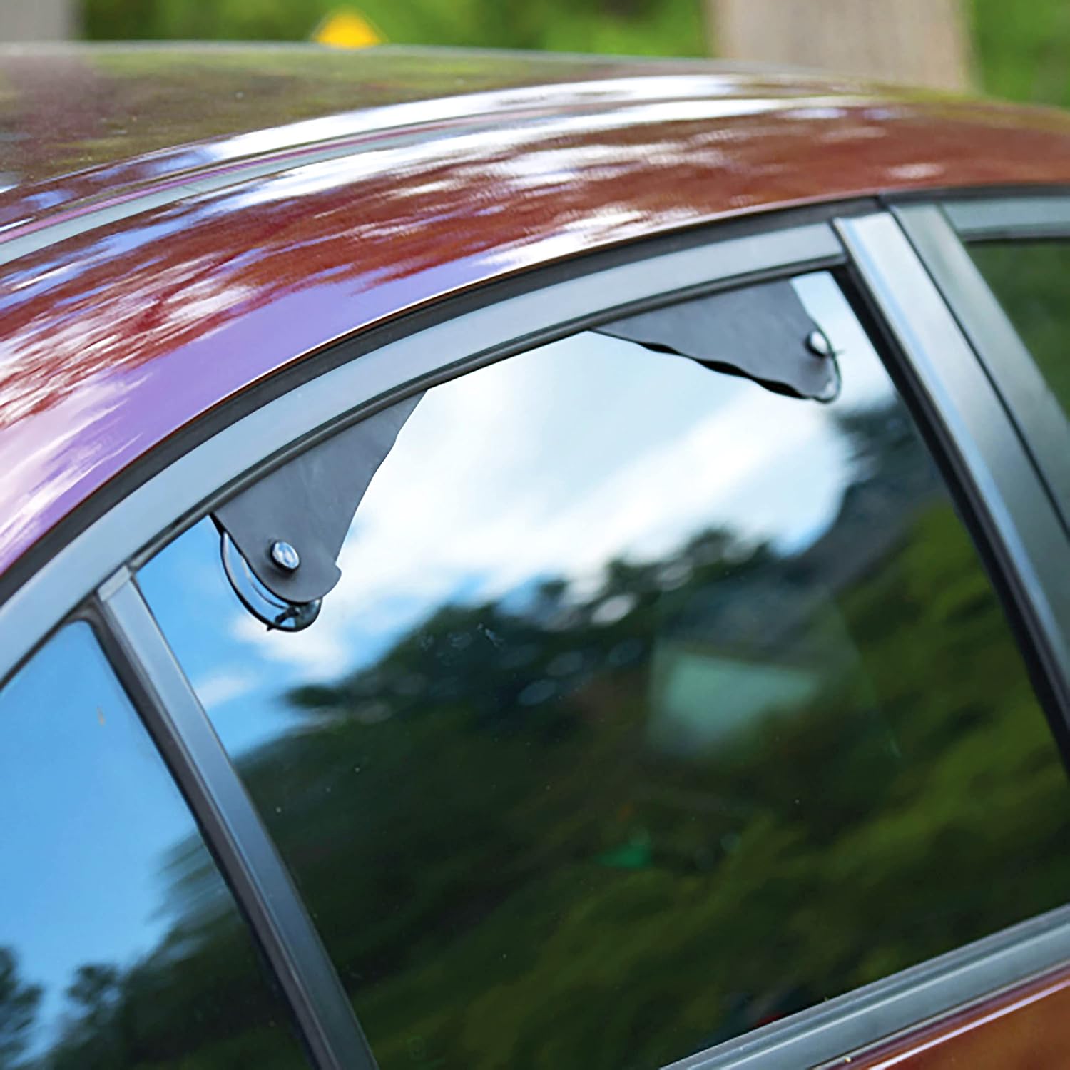 Travel Bug Flex & Fit Roller Shade - Adjustable Sun Protection for Baby in Cars, Trucks and Vans