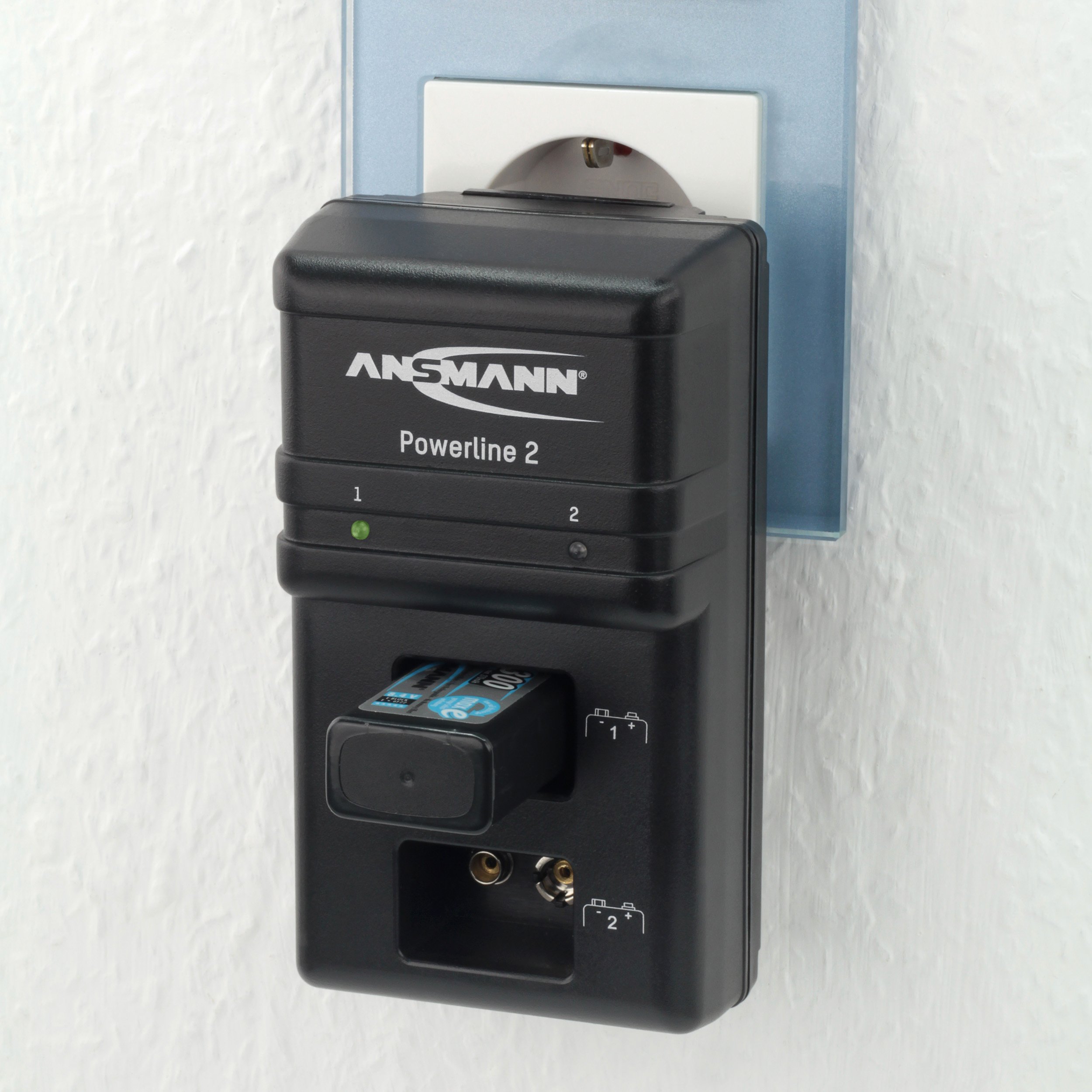 ANSMANN Chargeur Powerline 2 / Chargeur enfichable puissant pour deux accus 9V / charge rapide avec surveillance de chaque plot de charge, protection contre la surcharge et affichage LED / livré avec 2 accus 300mAh
