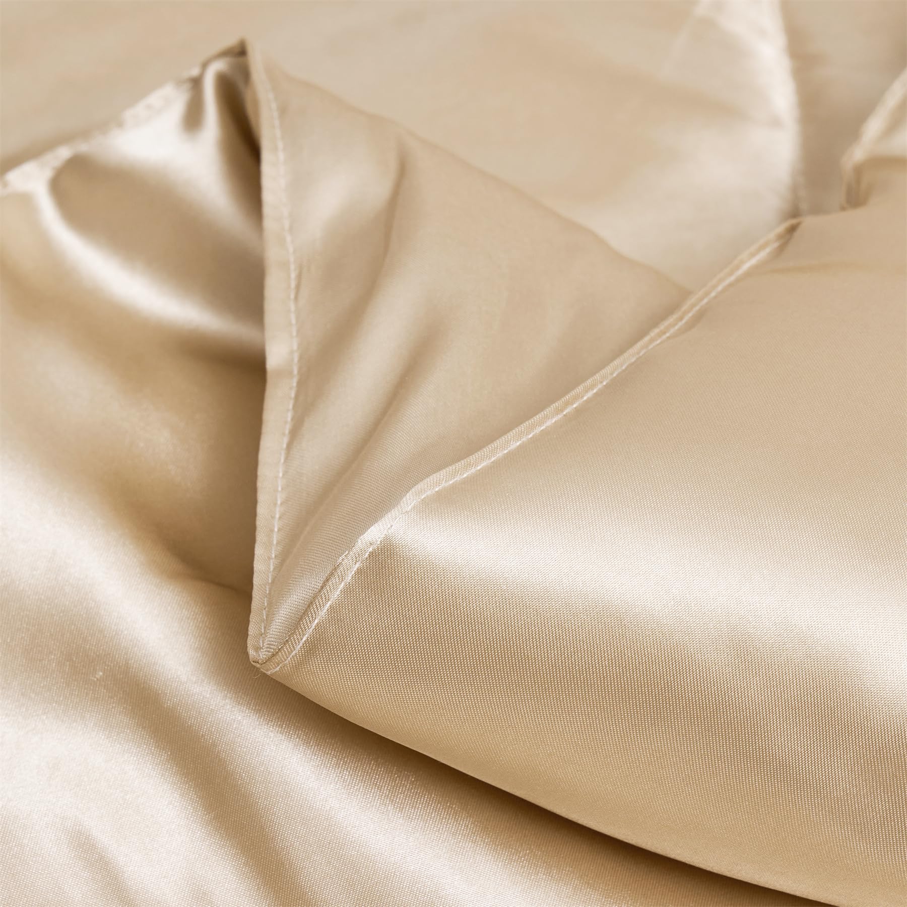 Satin Bettdecke 135x200 Beige Sommerdecke 135x200 200 GSM Seidige Seide Sommerdecke Satin Leicht Weich Glatt Glänzend Deluxe Steppdecke für Sommer mit 80x80 cm Kissenbezug