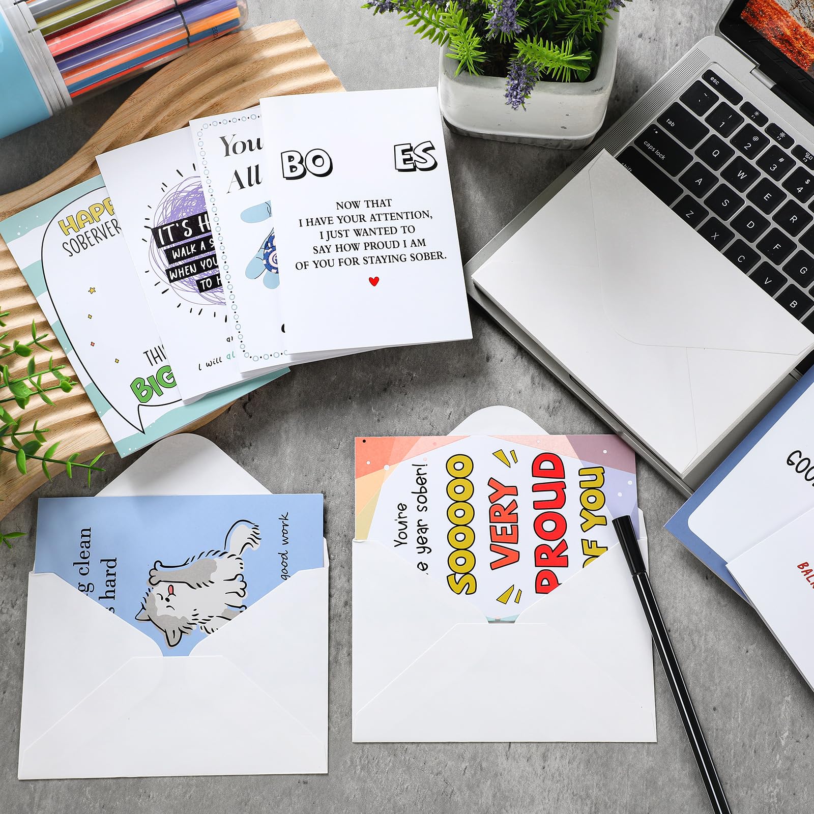 Motiskyy Paquete de 24 tarjetas y sobres divertidos de sobriedad de 4 x 6 pulgadas, regalos de sobriedad, motivación, tarjetas de aniversario sobriedad, tarjeta de cumpleaños para hombres y mujeres,