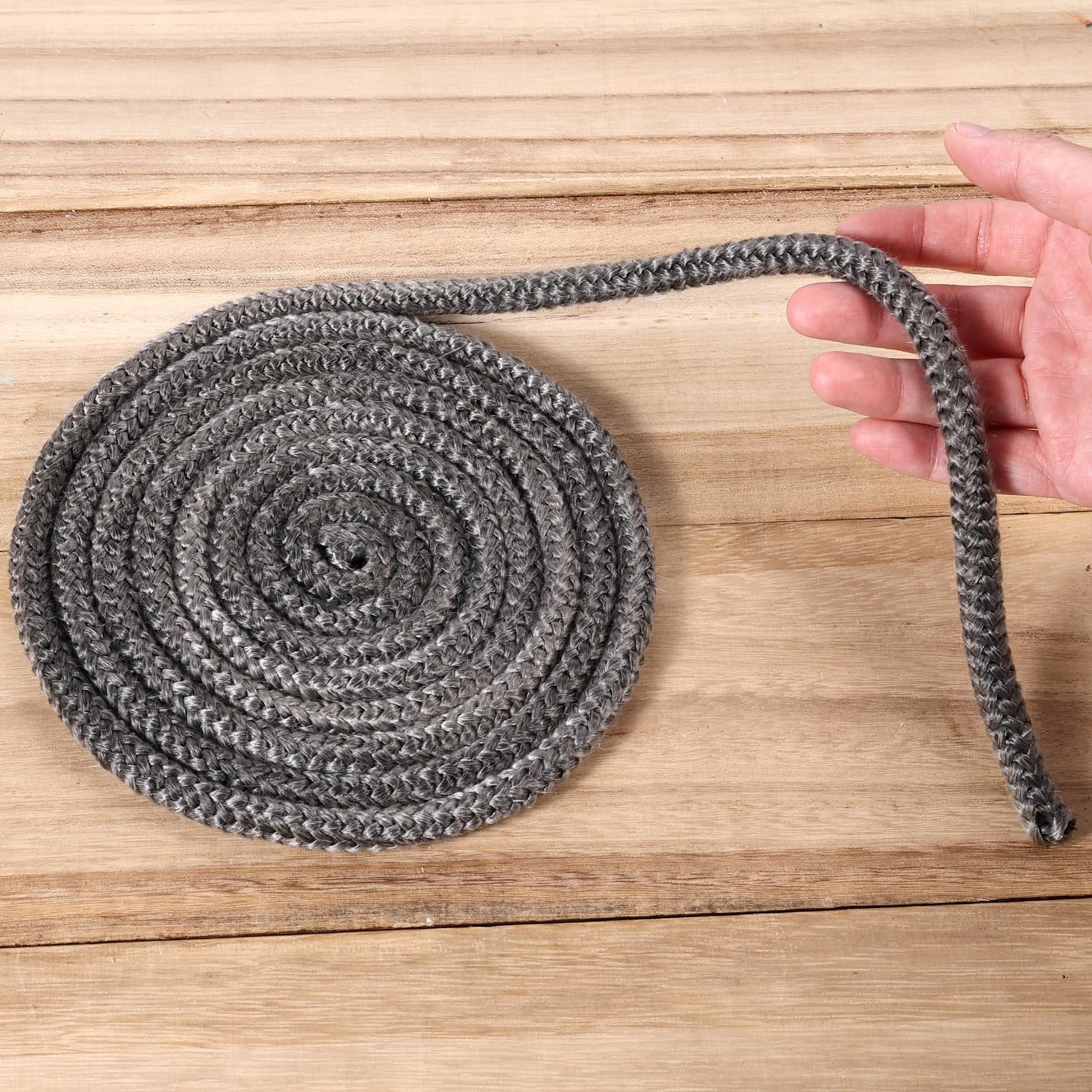 Fireplace Seal Rope, 6.56Ft x 0.24inch Fiberglass Rope Seal Gasket Replacement Flat Wood Stove Rope Gasket for Fireplaces Wood Burning Stoves Doors (Gray)