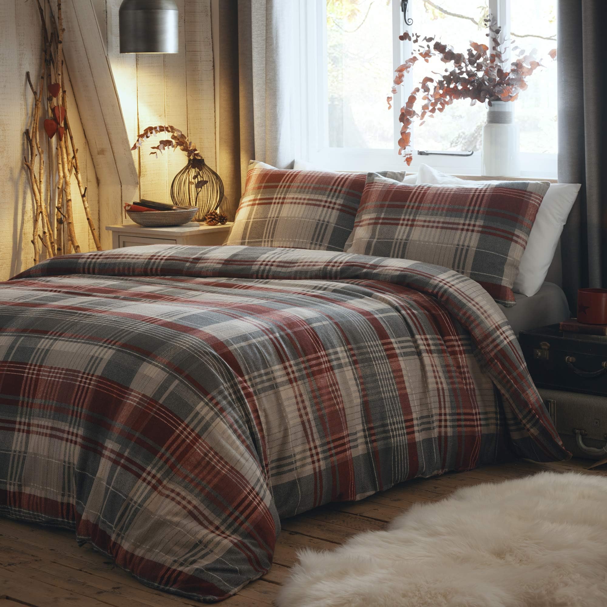 Connolly - 100 Percent Brushed Cotton Duvet Cover Set in Red, Super King