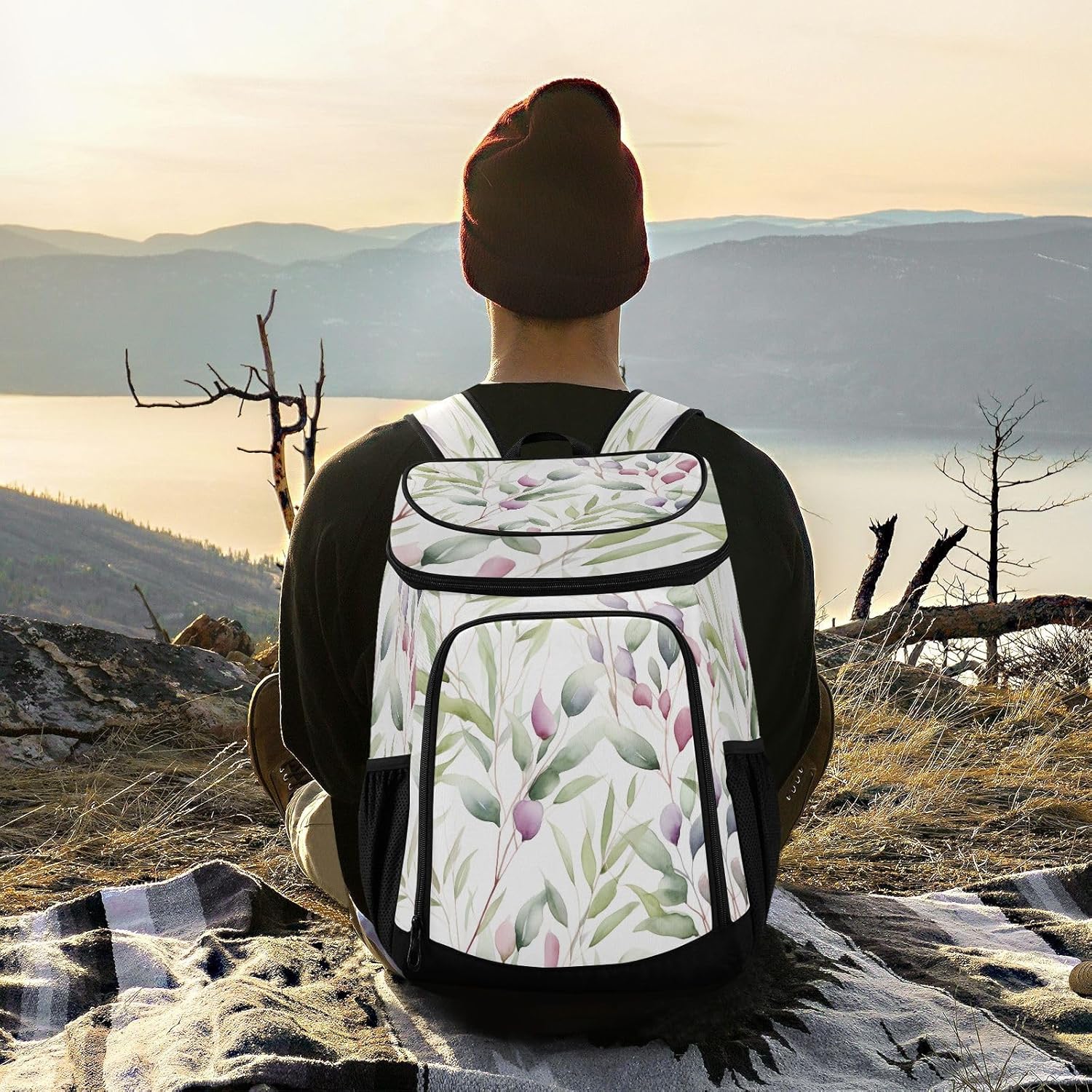 Light Green Leaves Cooler Backpack 36 Cans Leakproof Waterproof Backpack Cooler Bag Beach Accessories Travel Camping Fishing Backpack for Women Men