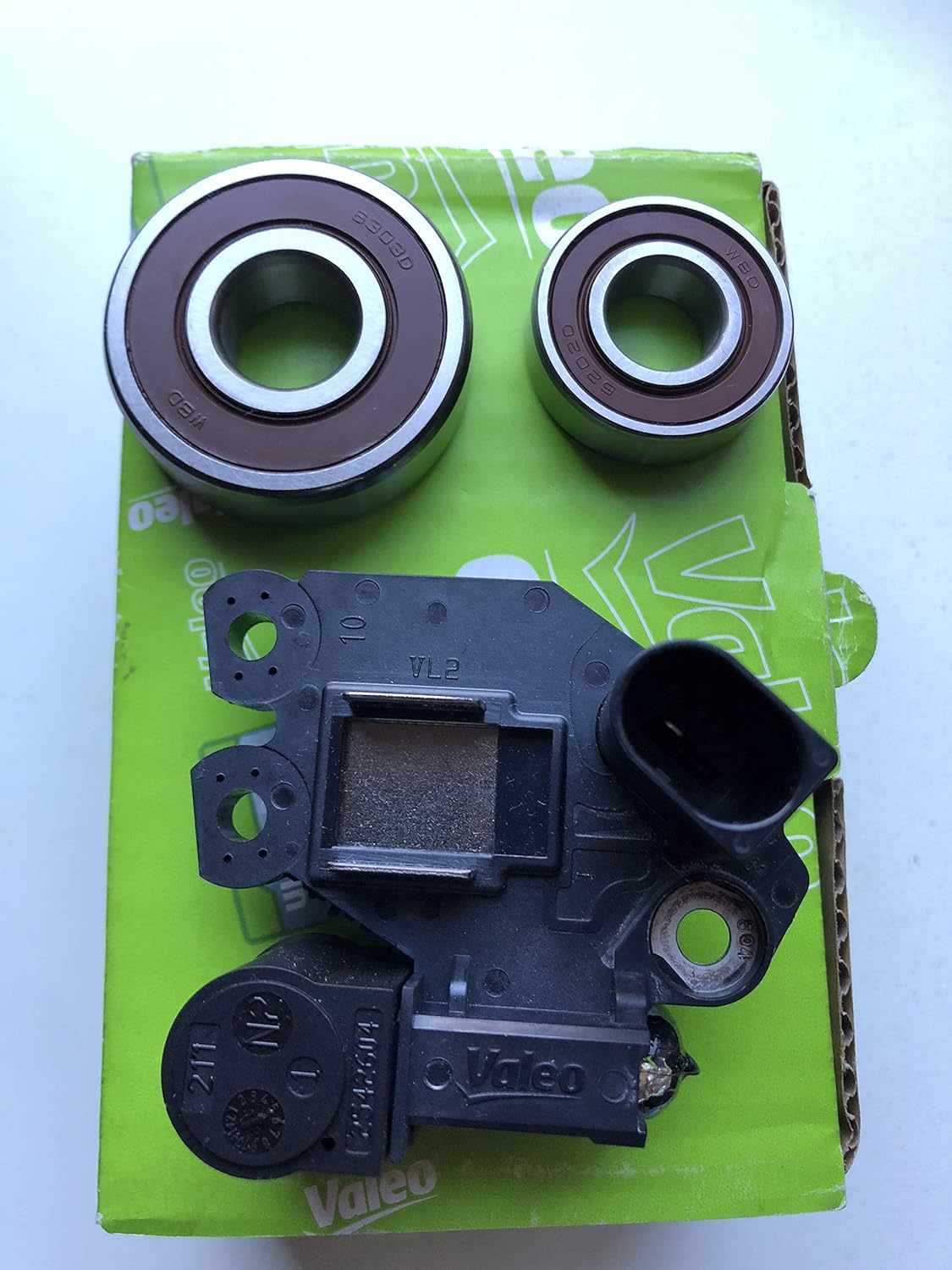 New Alternator Voltage Regulator with Brushes,Bearings,Repair Kit fits Mercedes-Benz Car E280 V6 3.0L 2996cc 2007 E300 V6 3.0L 2996cc 2008-2009 E320 V6 3.0L 2987cc 2007-2009 R320 V6 3.0L 2987cc