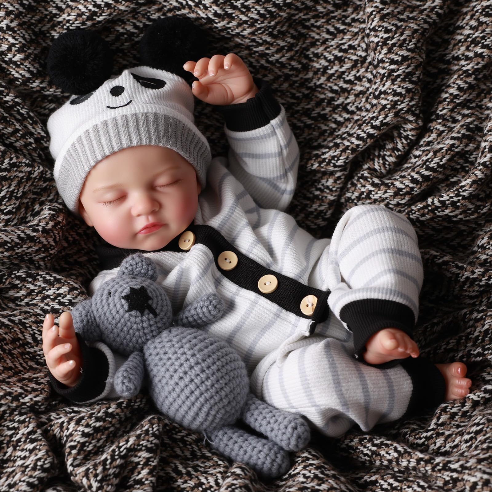 BABESIDE Bambole Reborn Realistica - Bambole Reborn Maschio da 17 Pollici, che Dorme con Corpo in Tessuto Morbido, Neonato con Abito e Accessori, Regalo per Bambini dai 3 Anni in Su