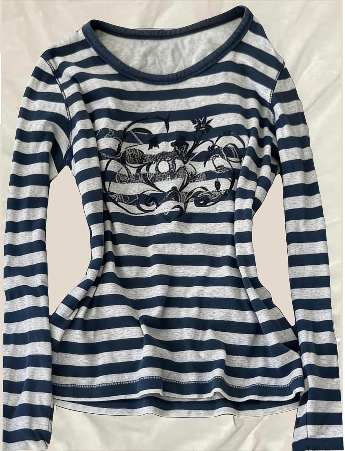 Grunge Whimsy Goth Shirt Emo Y2k Long Sleeve Striped Shirt Women Harajuku Alt Graphic Tees 2000s Gothic Streetwear - Image 2