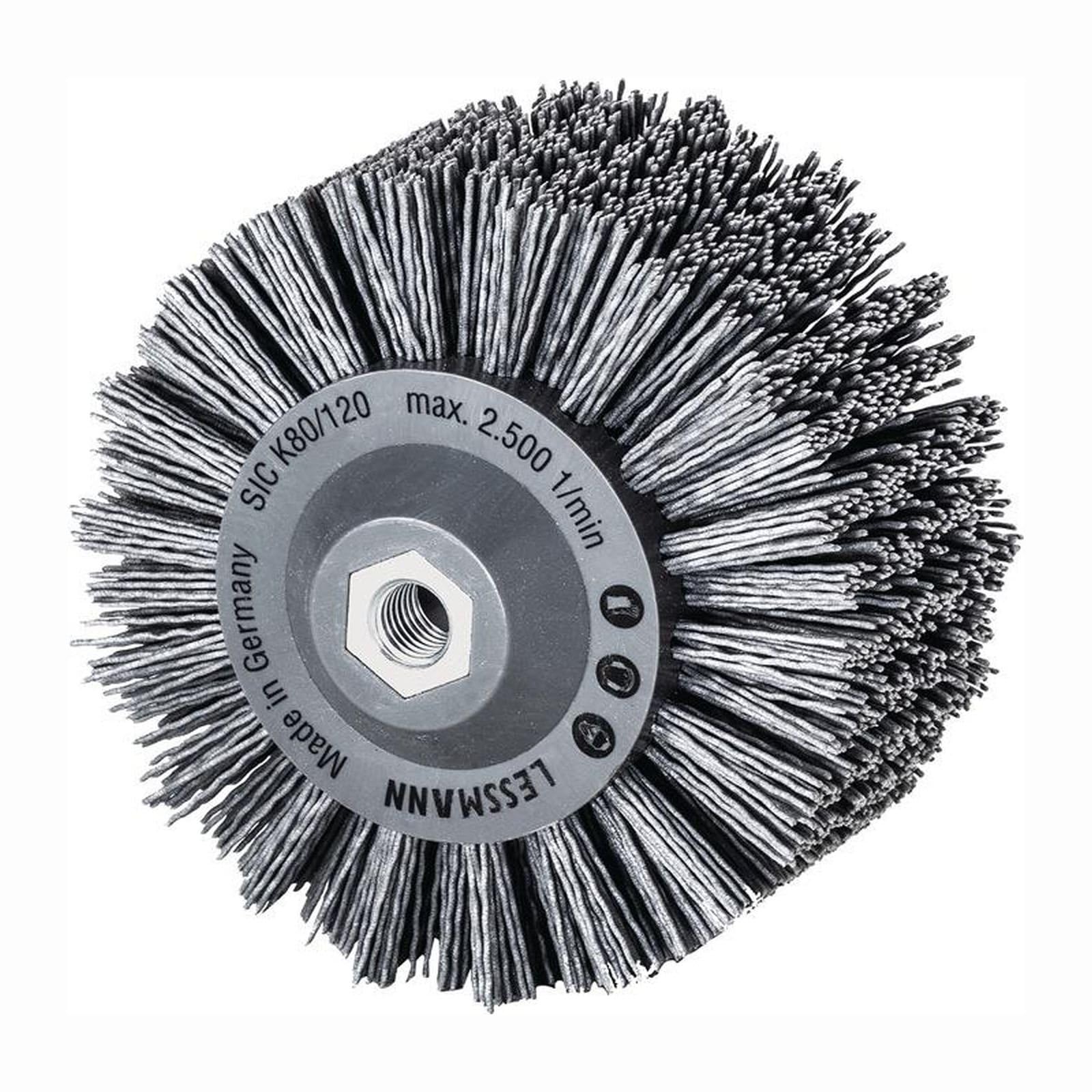 Lessmann Brosse ronde estampée, ø140 mm (18x 7 rangs, raccord : M14, épaisseur du fil 1,2 mm, brosses de ponçage avec carbure de silicium, adaptées pour le traitement du bois sur de grandes surfaces)