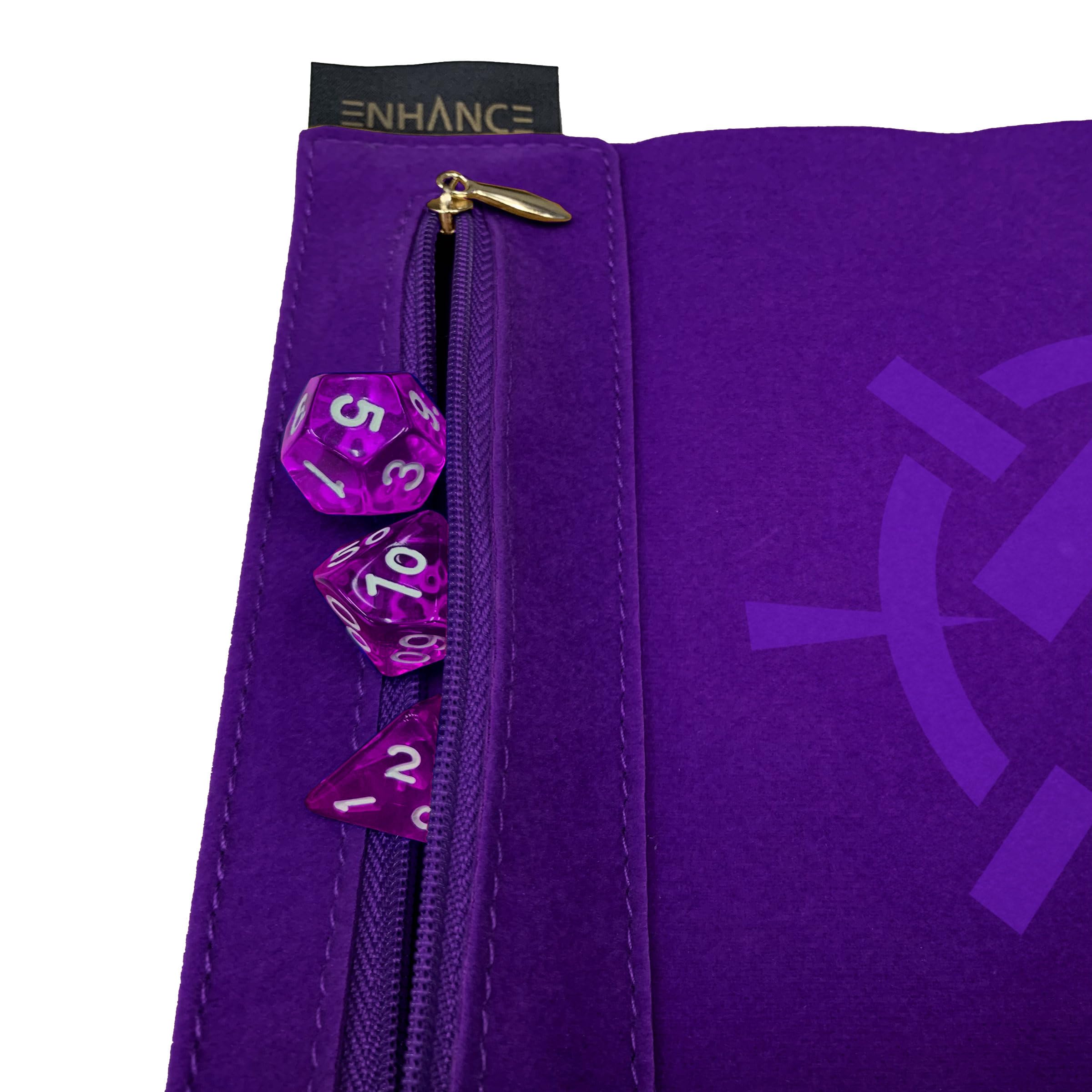 ENHANCE Tappetino per Dadi Roll on a Scroll e Set di 7 Dadi in Acrilico - Custodia in Velluto con 7 in Acrilico Abbinati, Supporto e Vassoio. Compatibile con D&D e Giochi da Tavolo - Viola