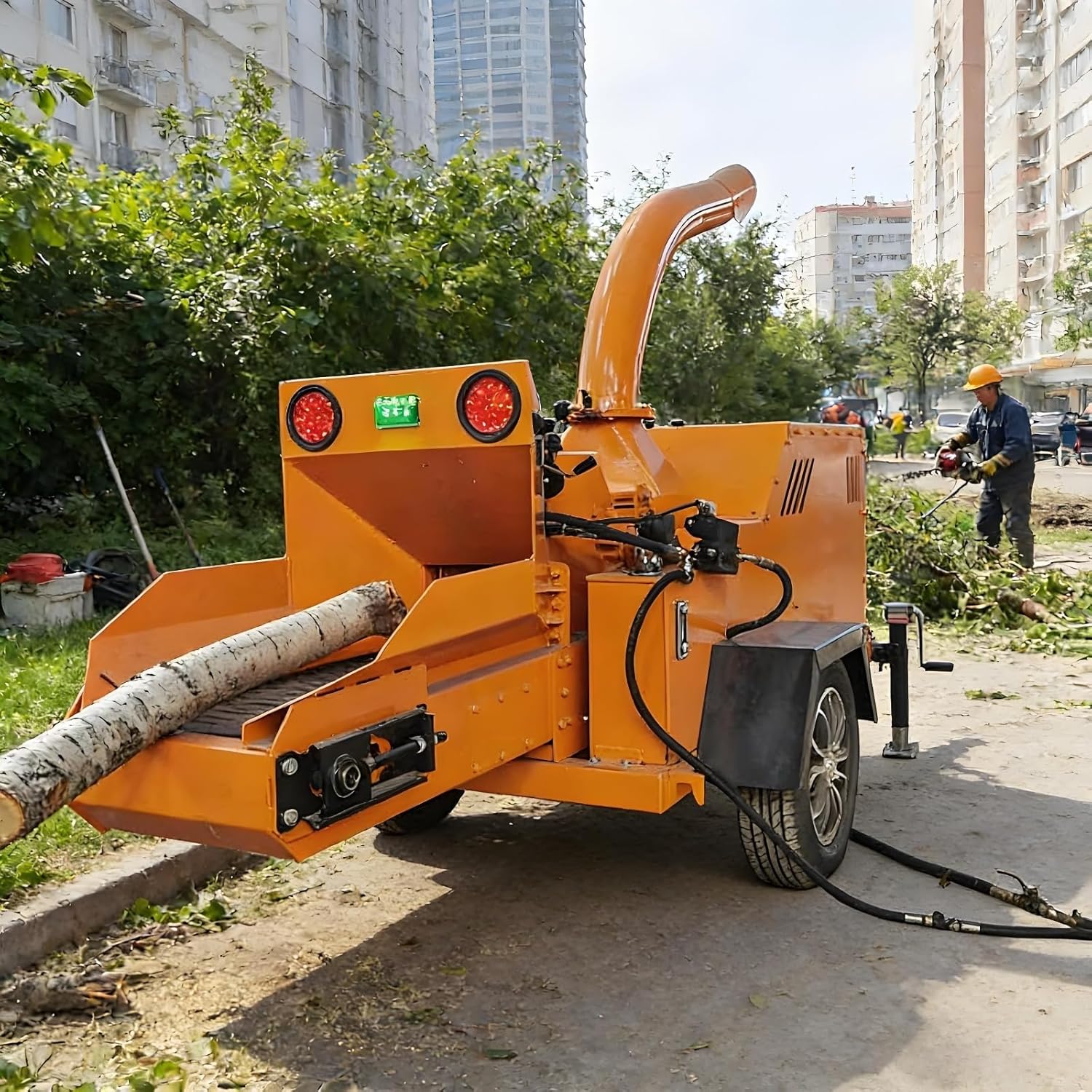 Portable Towable Wood Chipper – Outdoor Branch Shredder & Garden Mulcher for Efficient Yard Waste & Pruning Debris Management