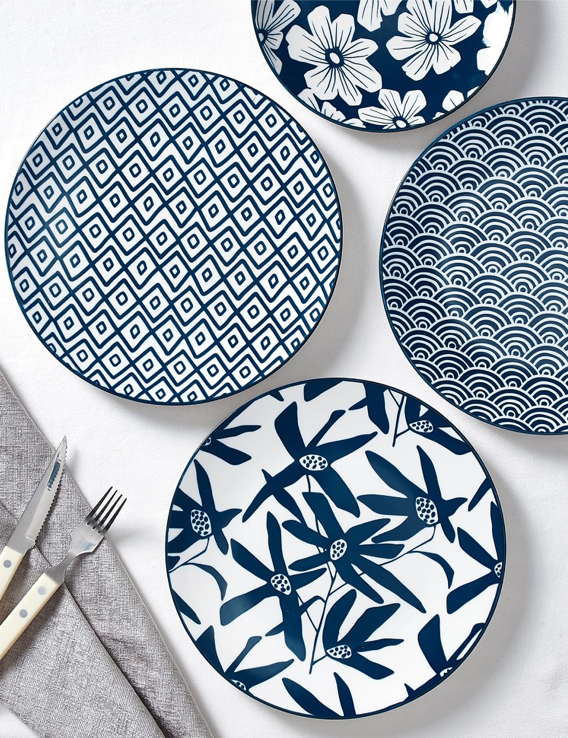 ONEMORE Ceramic Dinner Plates Set of 6, 10.5 inch - Microwave Oven & Dishwasher Safe Porcelain Plates - Japanese Style, Sturdy, Scratch Resistant - Vintage Blue