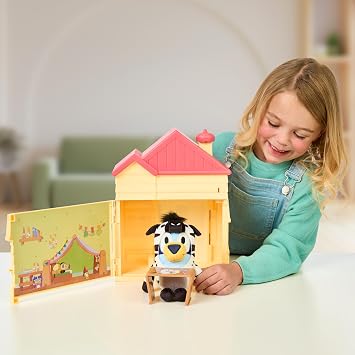 Blueys Play Date Plush Surprise Toddler House Playset, Durable Toy House with Exclusive Cuddly Stuffed Toy, Immersive House Toys for Kids of Ages 3+