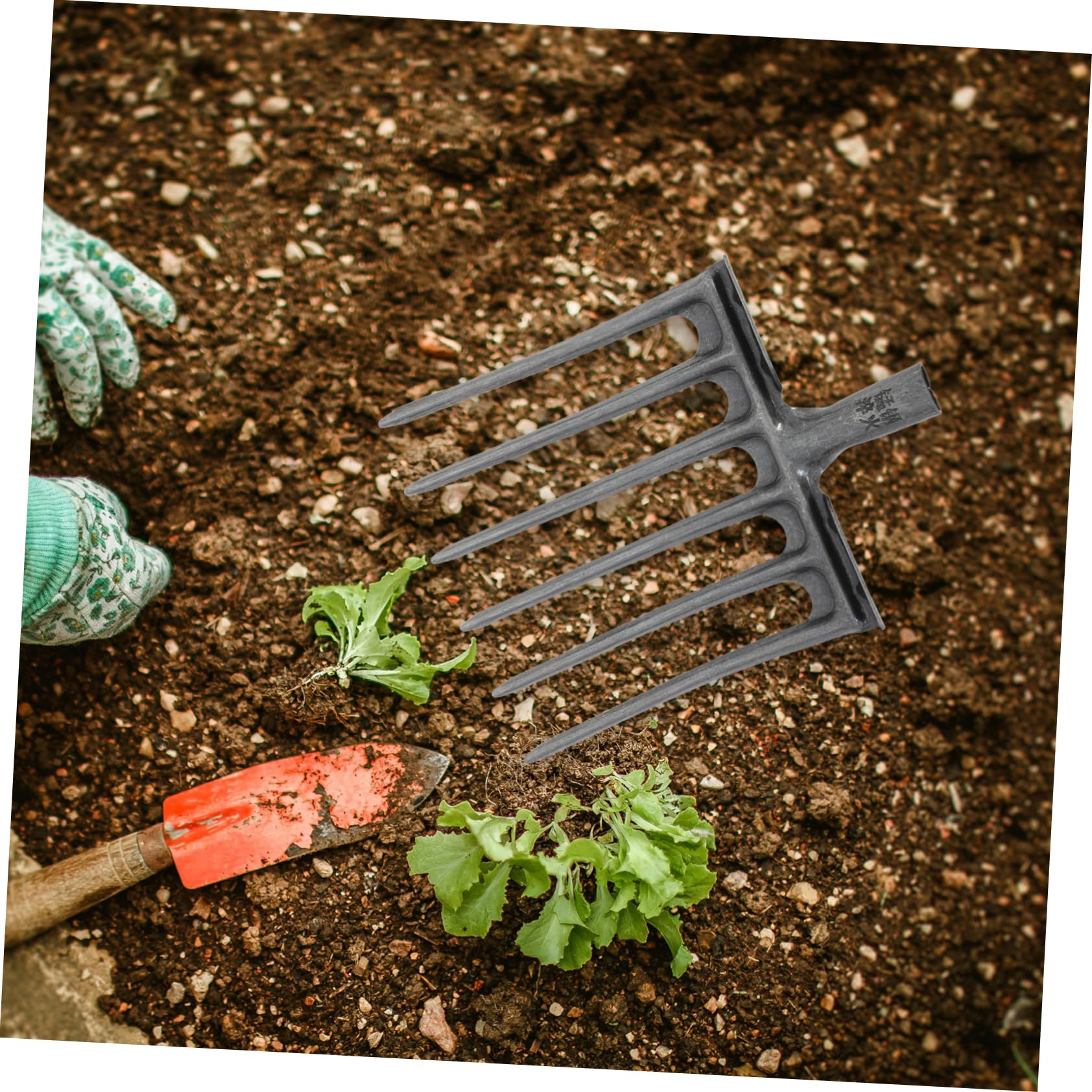 SUPVOX Attrezzo Per Giardino Testa in Attrezzo Agricolo Per Scavo e Lavorazione Del Terreno Per Arieggiare e Allentare Le Radici Facile Da Montare Su Manico