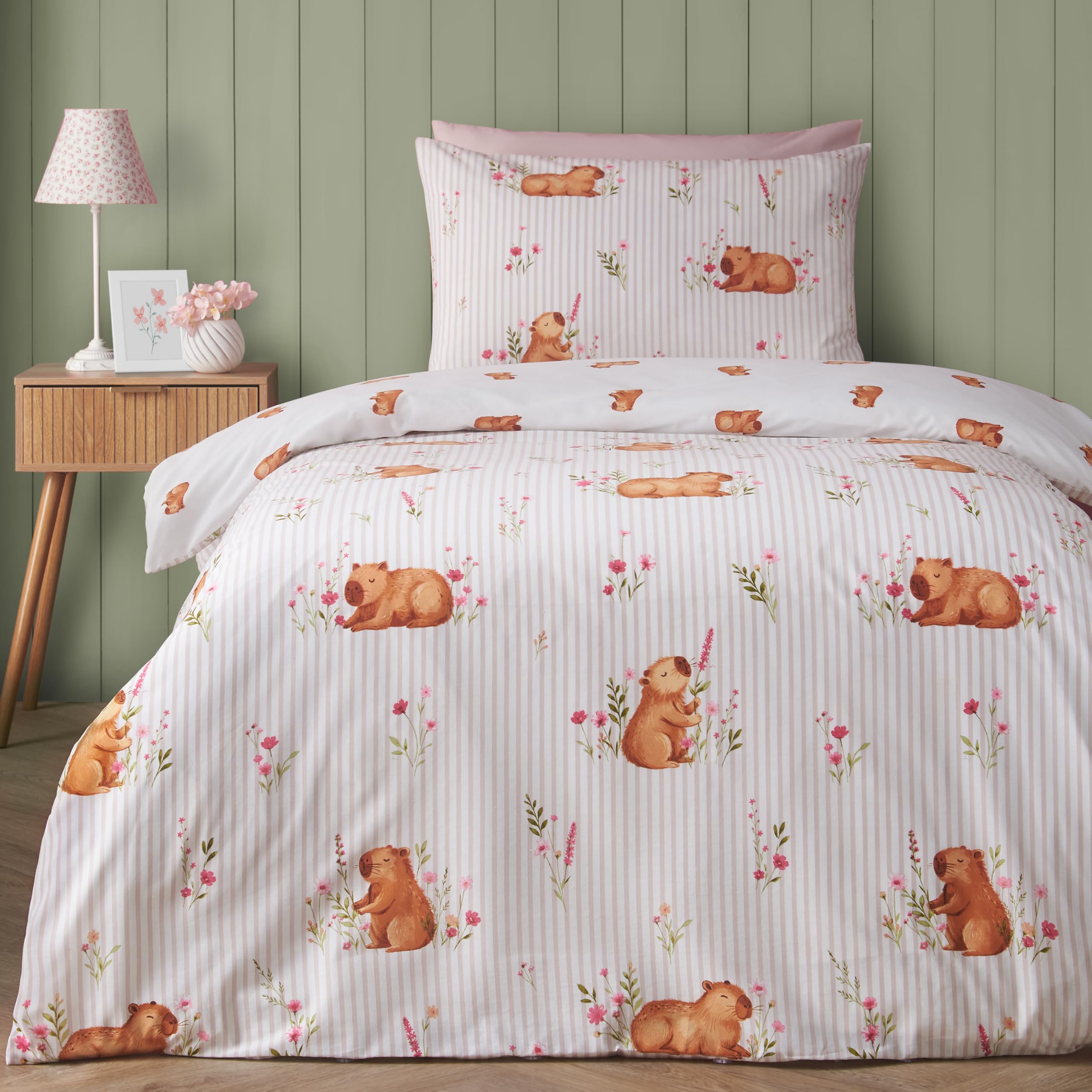 Catherine Lansfield Happy Capy(bara) Reversible Single Duvet Cover Set with Pillowcase Natural