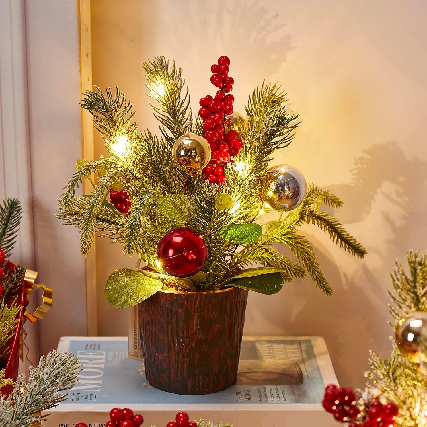 Mini Christmas Tree, Christmas Centerpieces for Tables Mini Christmas Tree with Lights, Tabletop Xmas Tree with Ornaments,Christmas Decoration for Party Pack of 1