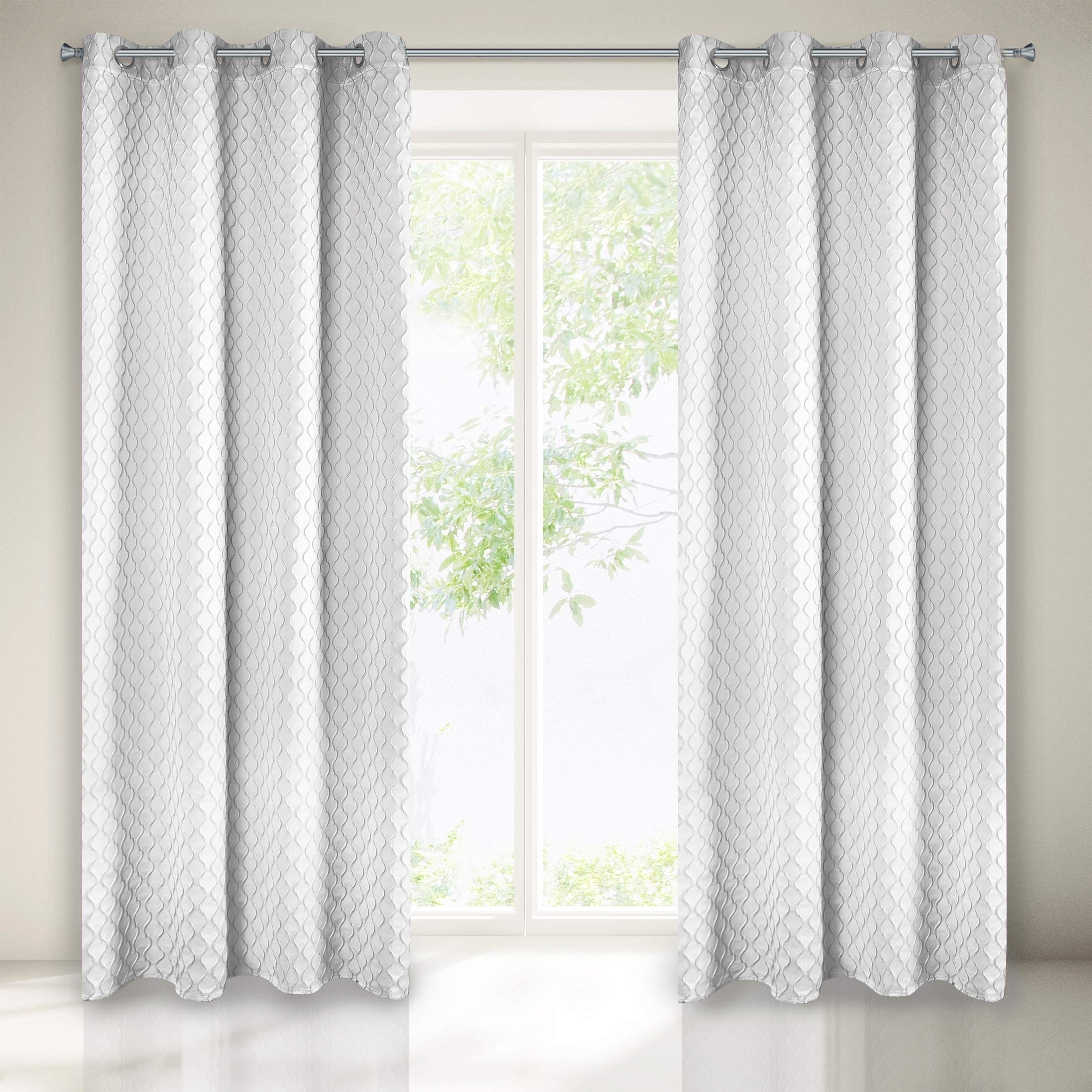 Eurofirany Curtain Elegant Wavy Pattern Shimmering Silver 8 Eyelets Elegant Glamour Bedroom Living Room 135 x 250 cm