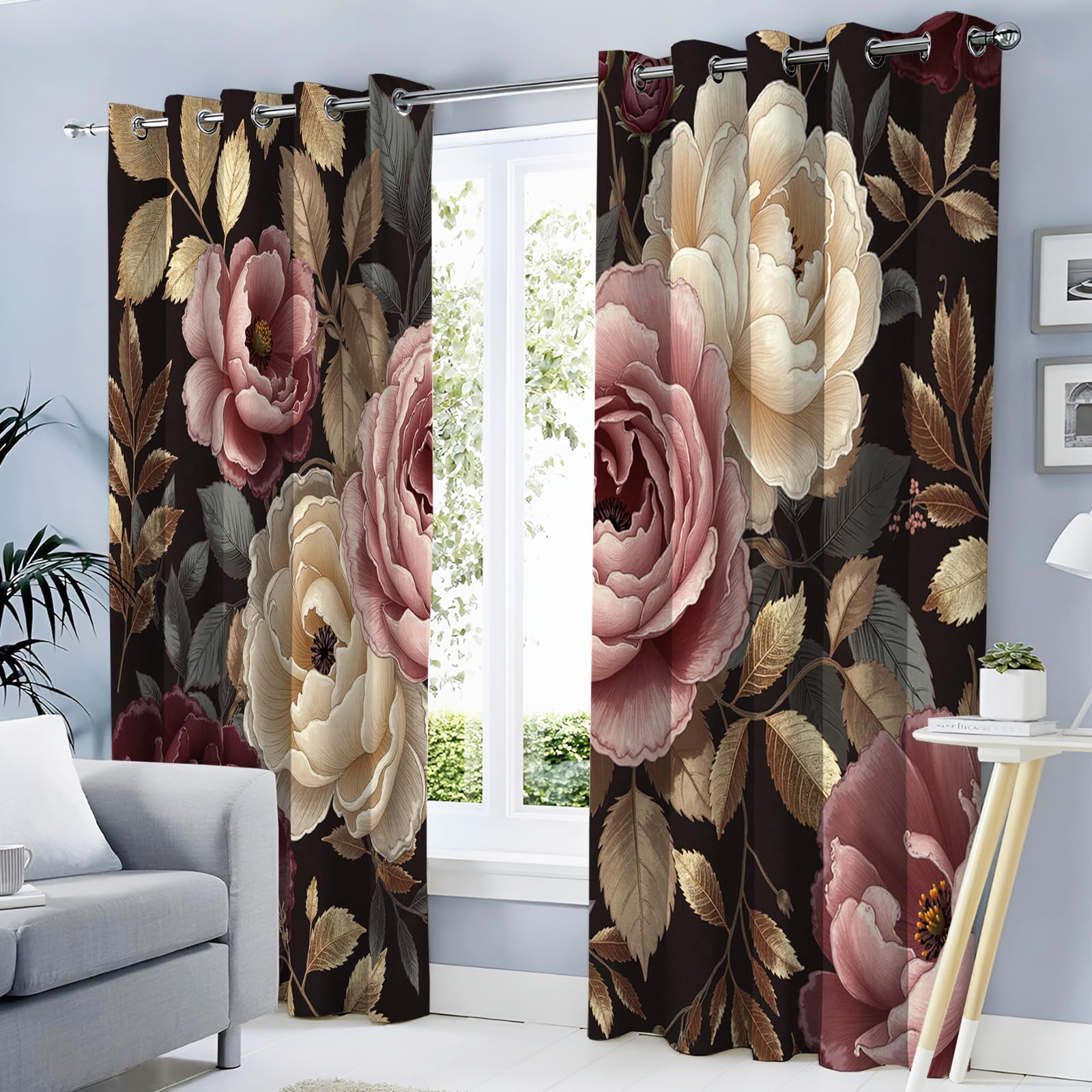 Rideaux motifs pivoines roses bordeaux pour une ambiance rétro luxueuse de salon
