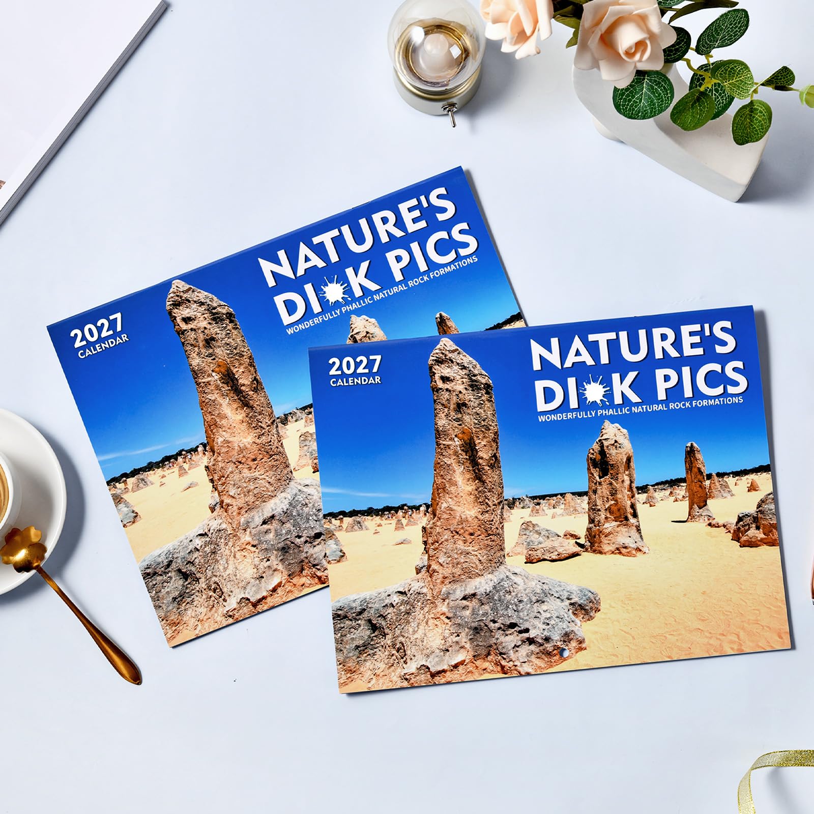 Gag Gifts - Lustiger Wandkalender 2023, Kalender 2023 mit dickem Papier, 21,6 x 27,9 cm (offen), Januar 2023 - Dez. 2023, Best for White Elephant Gag Gifts - Nature's Di*ks