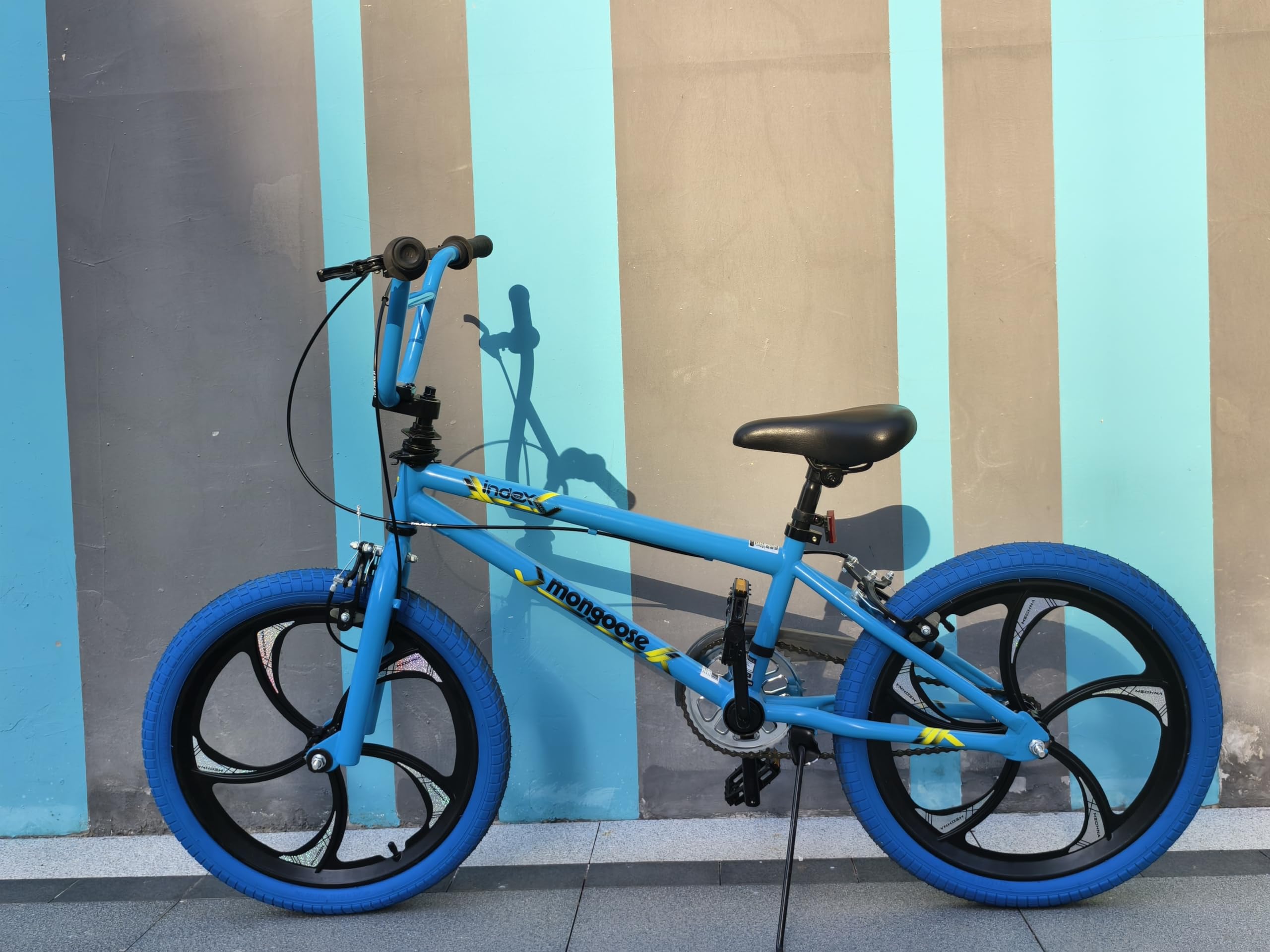 Amazon | ZUKKA(ズッカ) バイクホイールセット 20インチ マグネシウム