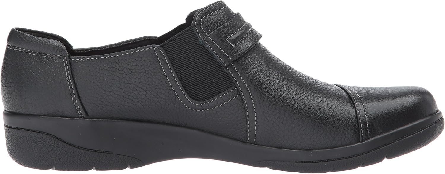 Clarks Womens Cheyn Madi Slip-On Loafer