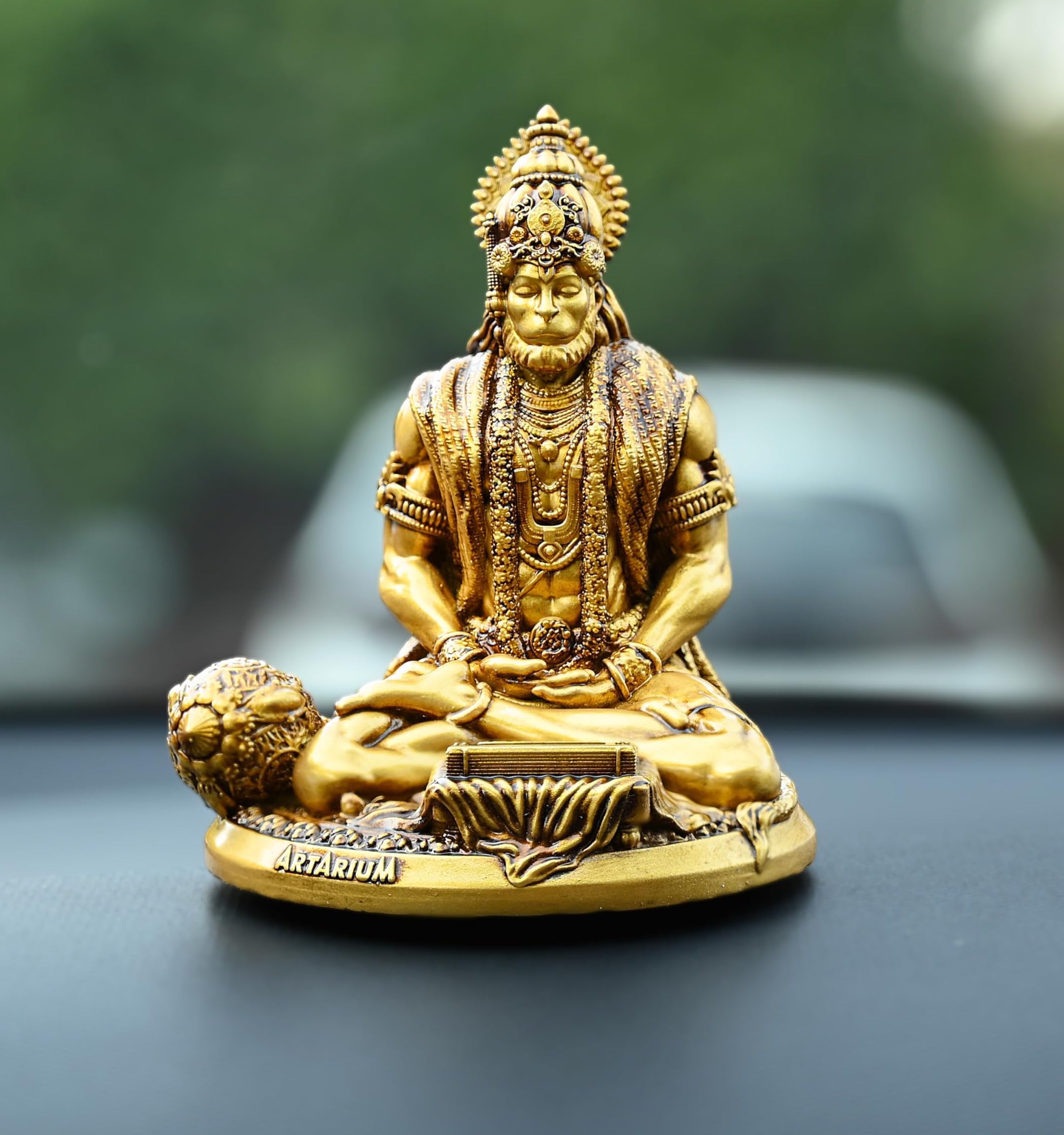 Meditating Hanuman Statue for Car Dashboard - Hanuman Hindu Statue in Marble Finish - Hanuman Car Idol - Bajrang Bali Murti - Hindu God of Strength Figurine & Ideal Gift