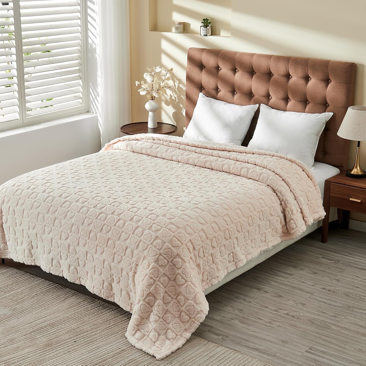 FY FIBER HOUSE Throw Blankets with Heart Checkered Soft Warm Blankets for Lover Mom Valentines Gifts Washable Lightweight Fuzzy Blanket for Couch Sofa Bed Office All Season Beige,50"x60" - Image 2