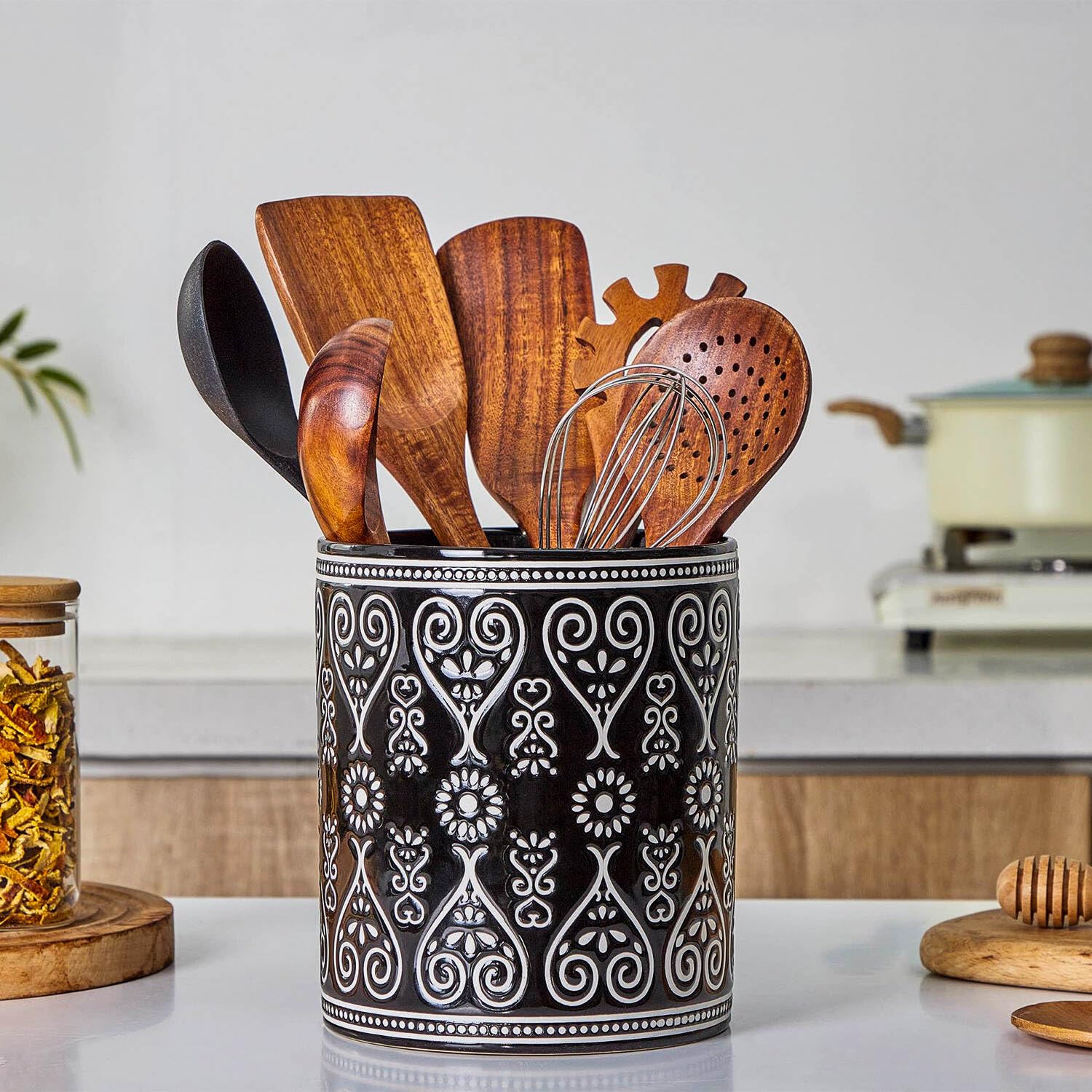 oversized kitchen utensil holder