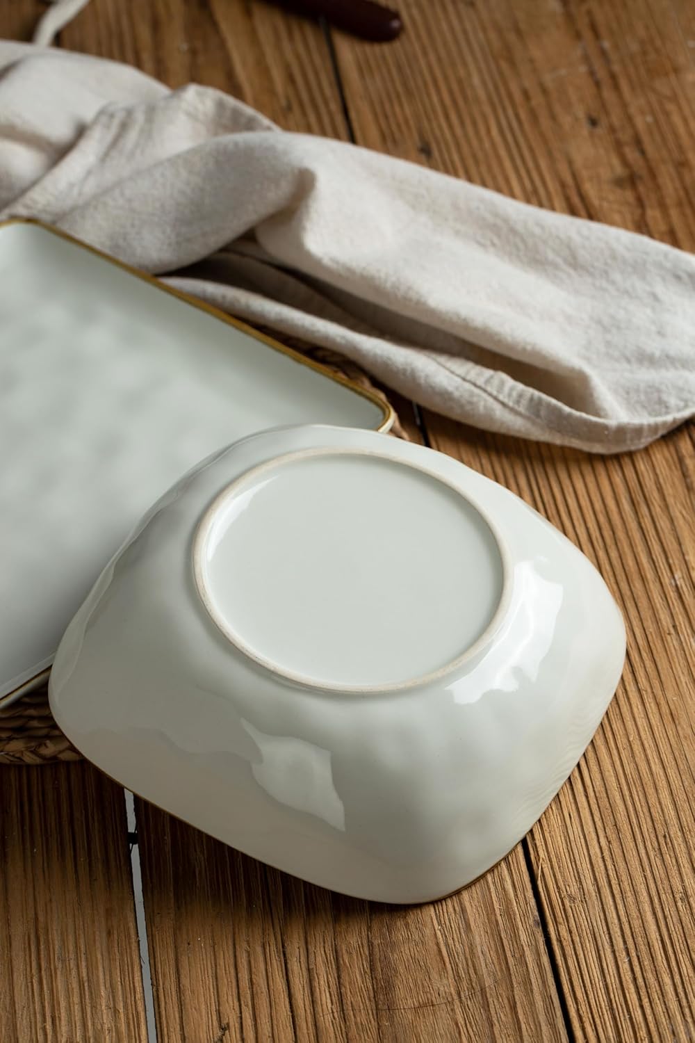 famiware Large Pasta Bowls Set of 4, Ocean Square 8" Bowls, Pasta Serving Bowl Large Dinner Bowls, Kitchen Bowl Set, Microwave and Dishwasher Safe, Scratch Resistant, Vanilla White