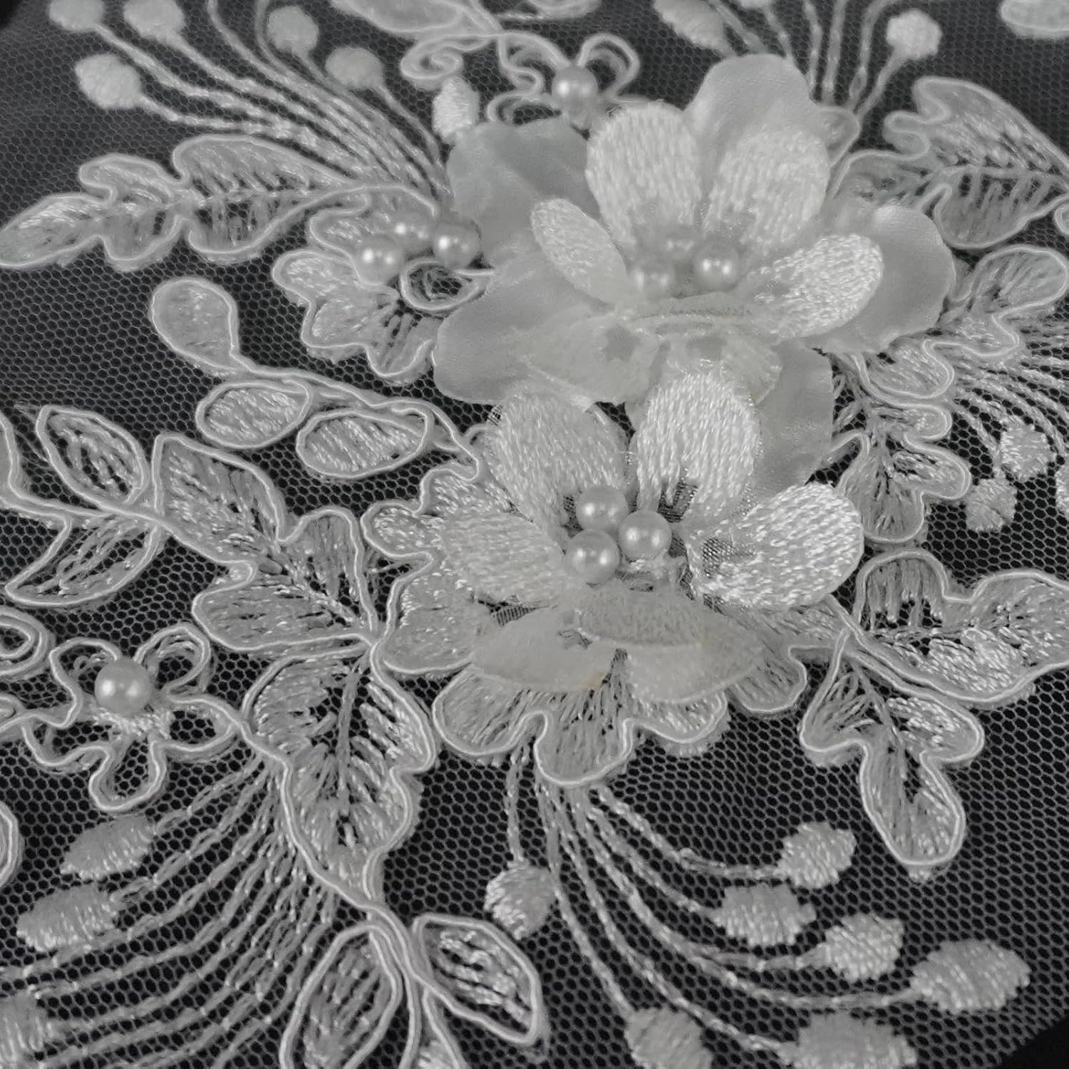 2Pcs Pearl Flower Embroidery Lace Patches 3D White Floral Embroidered Sew on Appliques for Wedding Dress Gown Headpiece Clothing Accessories Home Decoration Craft DIY