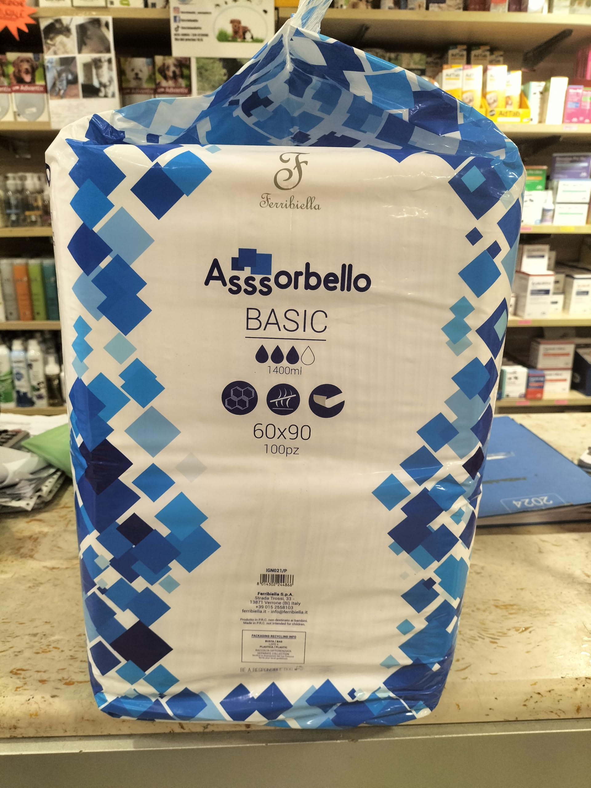 Ferribiella IGN021 Asssorbello - Tappetini igienici pe cani, Basic, 60 x 90 cm, Confezione di 2 buste (2 x 100 pezzi)