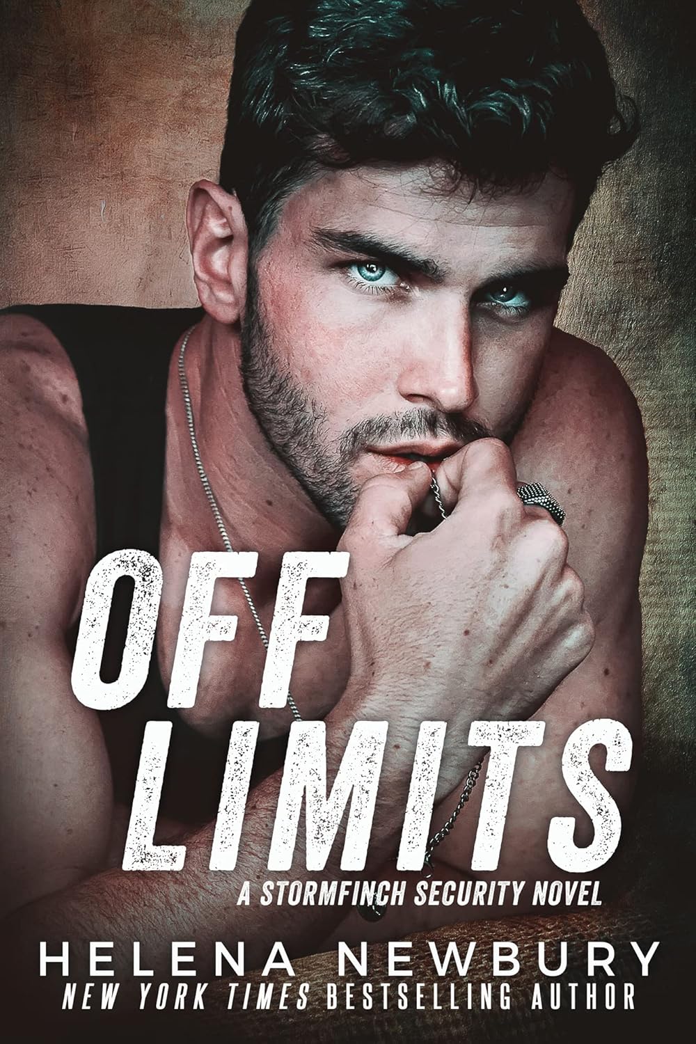 Off Limits eBook Newbury, Helena, Aguiar, Wander Kindle