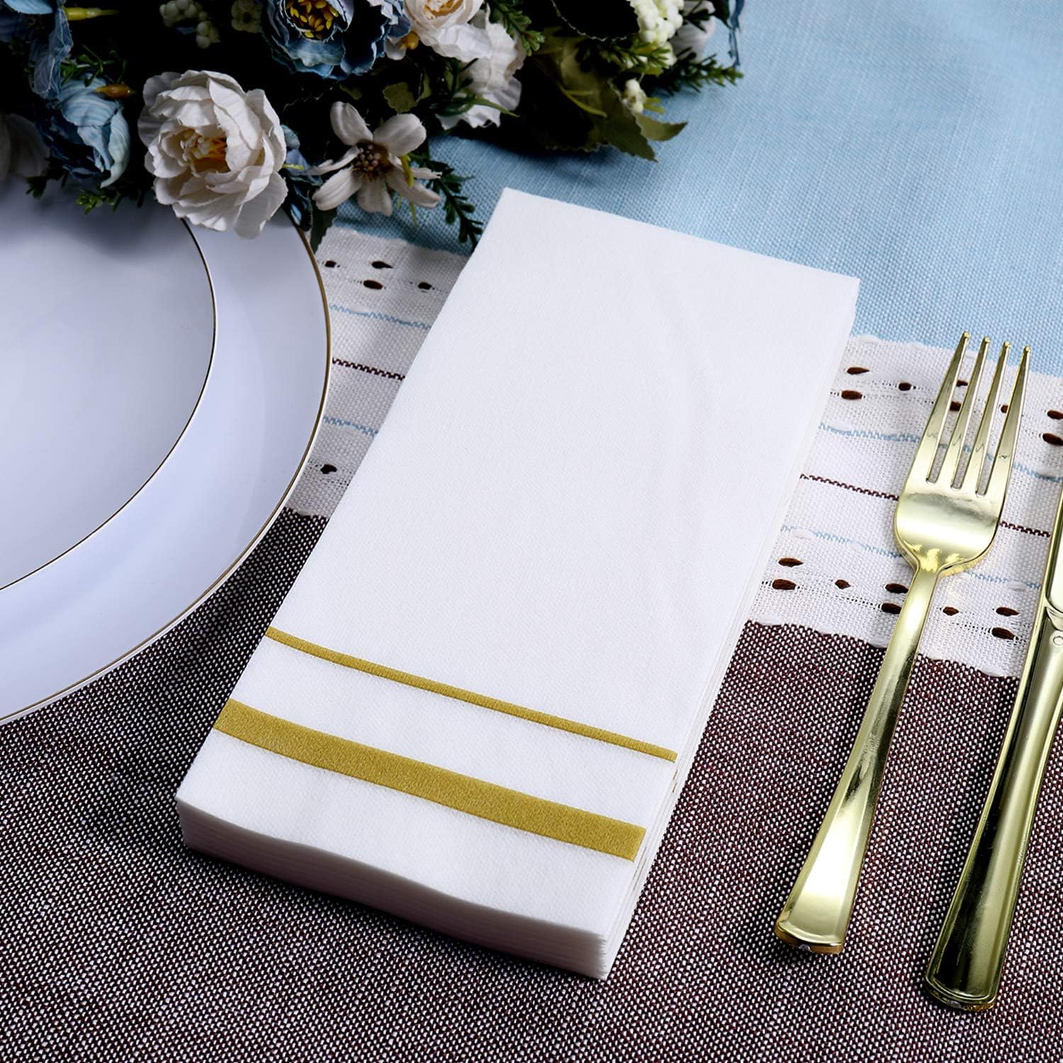 FOCUSLINE 200 Linen Feel Disposable Bathroom Napkins, Soft and Absorbent Paper Guest Towels, Cloth-Like Hand Towels Decorative Paper Napkins for Parties, Weddings, Dinners or Events, Gold, 12" x 17"