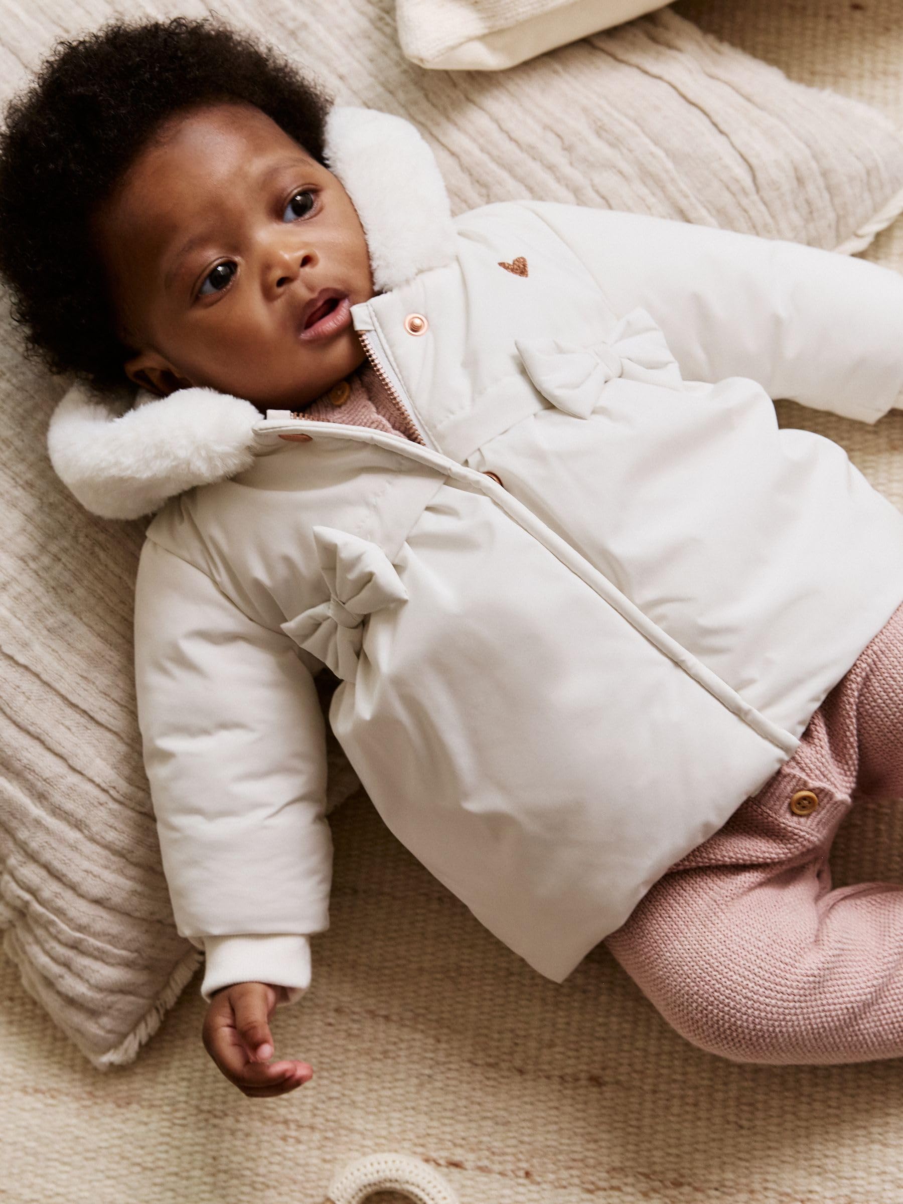 NEXT Bebés niña Chaqueta acolchada con pajaritas para bebé