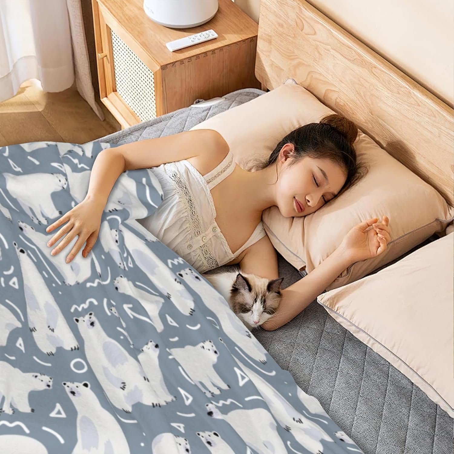 Cute Polar Bear Throw Blanket Soft Warm Cozy Lightweight Flannel Blanket for Bedding Sofa Travel 50"X60" - Image 5