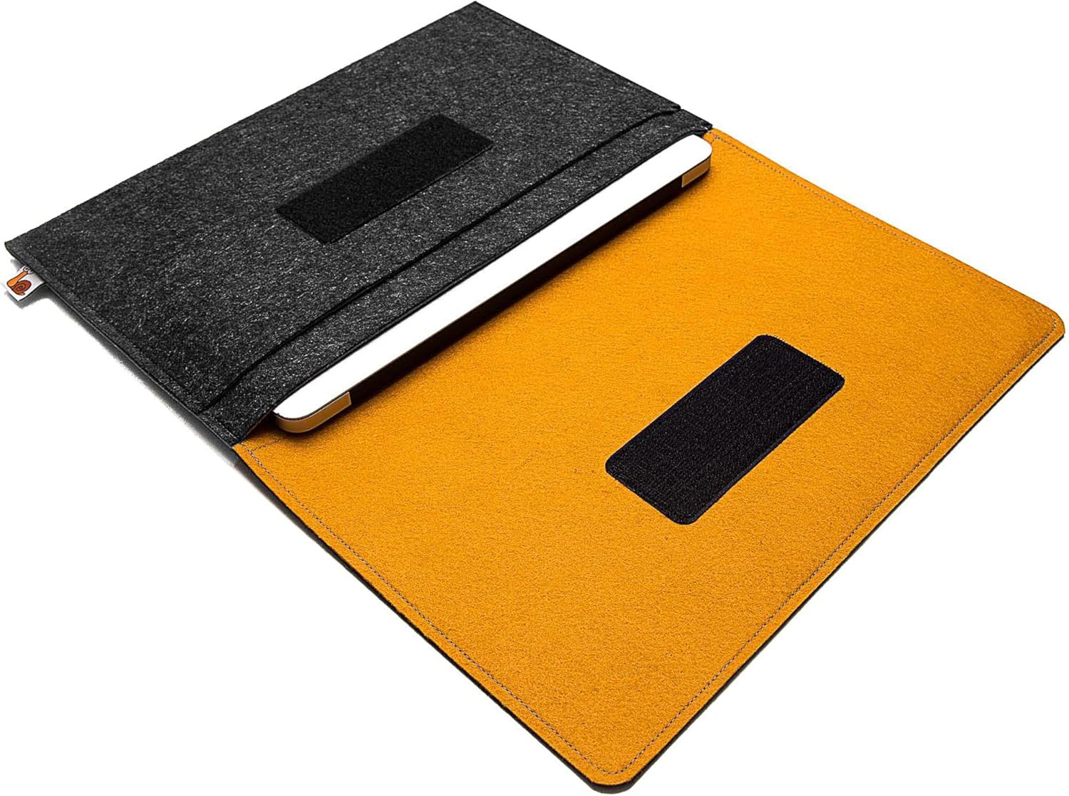 Felt Laptop Cover Compatible with MacBook Neo, MacBook Pro & MacBook Air – Protective Laptop Case Sleeve